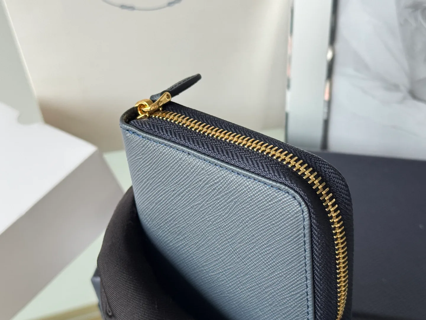 Клатчи Женские Prada 17999860