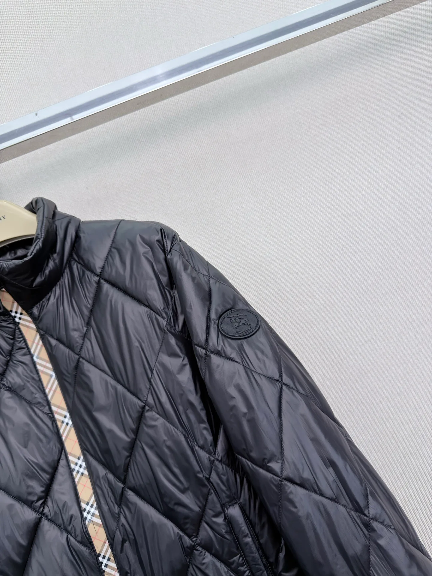 Куртки И Пуховики Женские Burberry 19324514