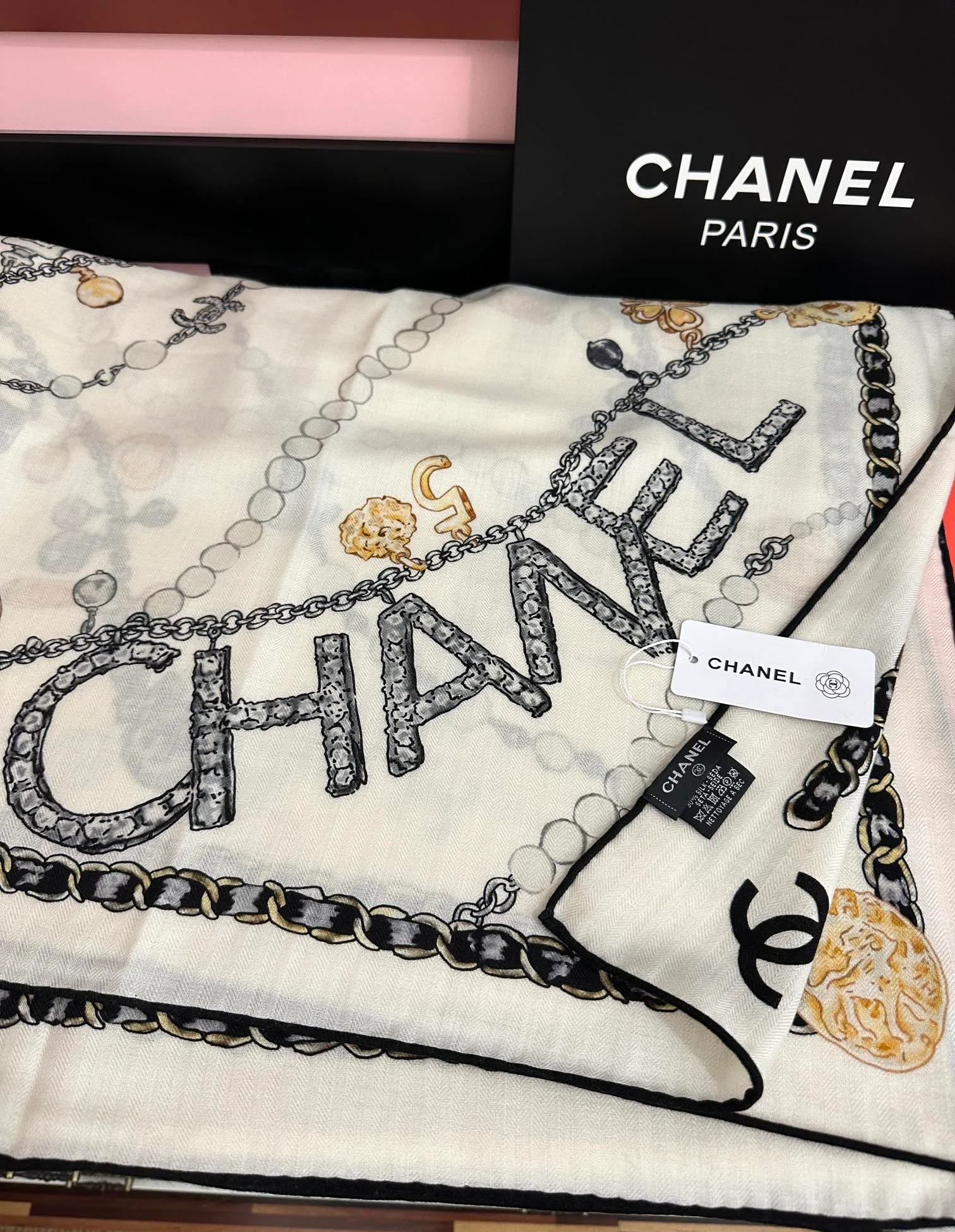 Платки Chanel 4738539