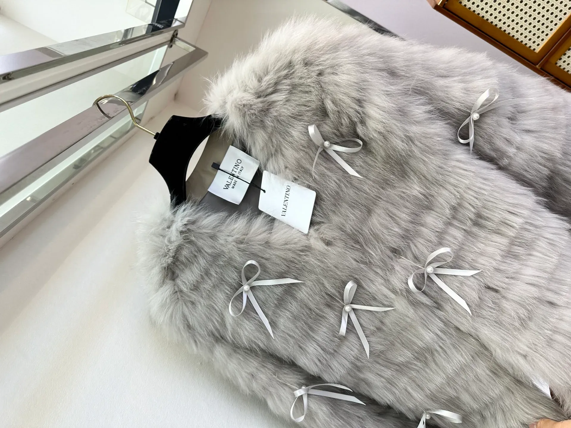Шубы Женские Valentino 985191