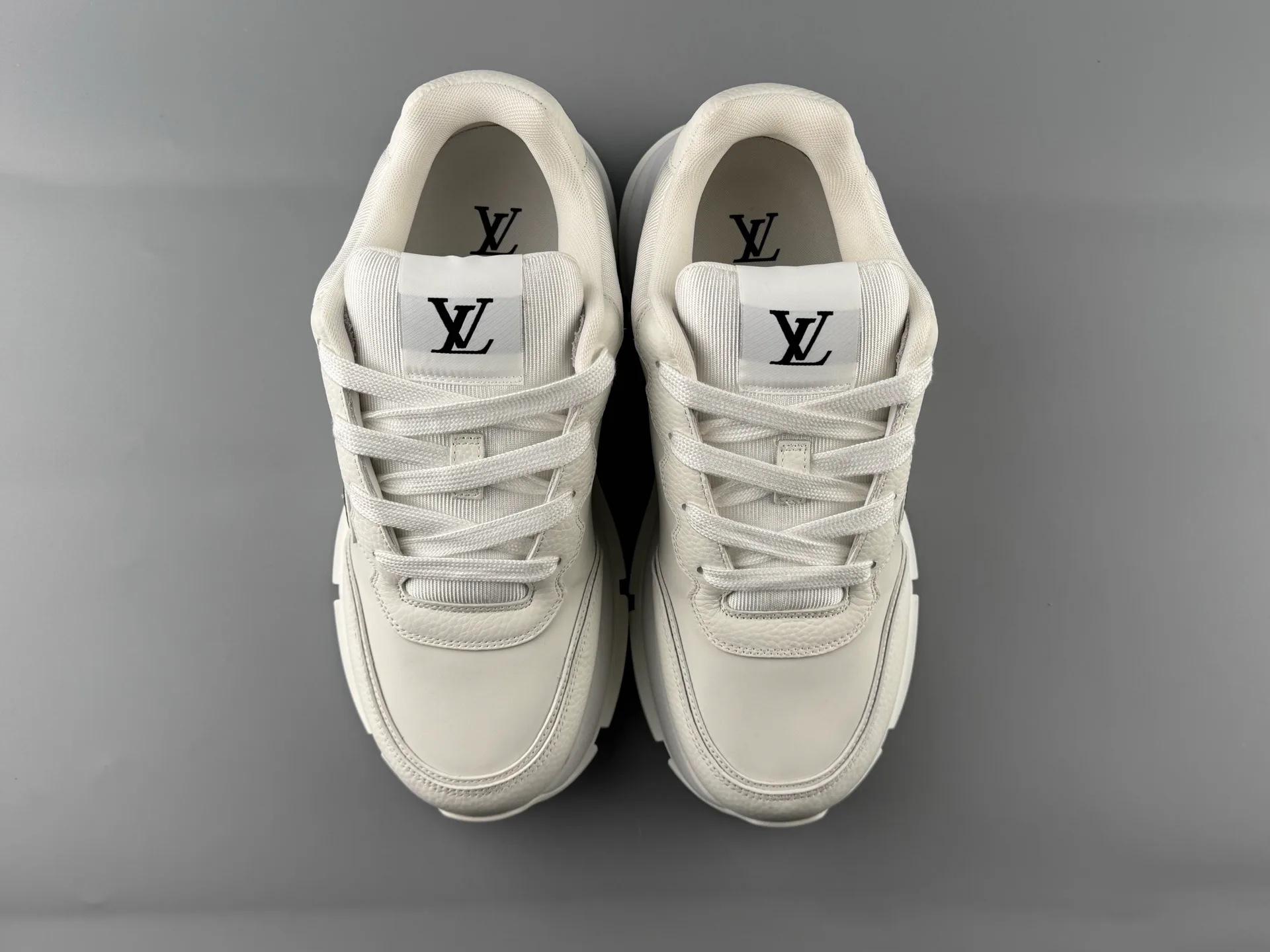 Кроссовки Мужские Louis Vuitton 1676283