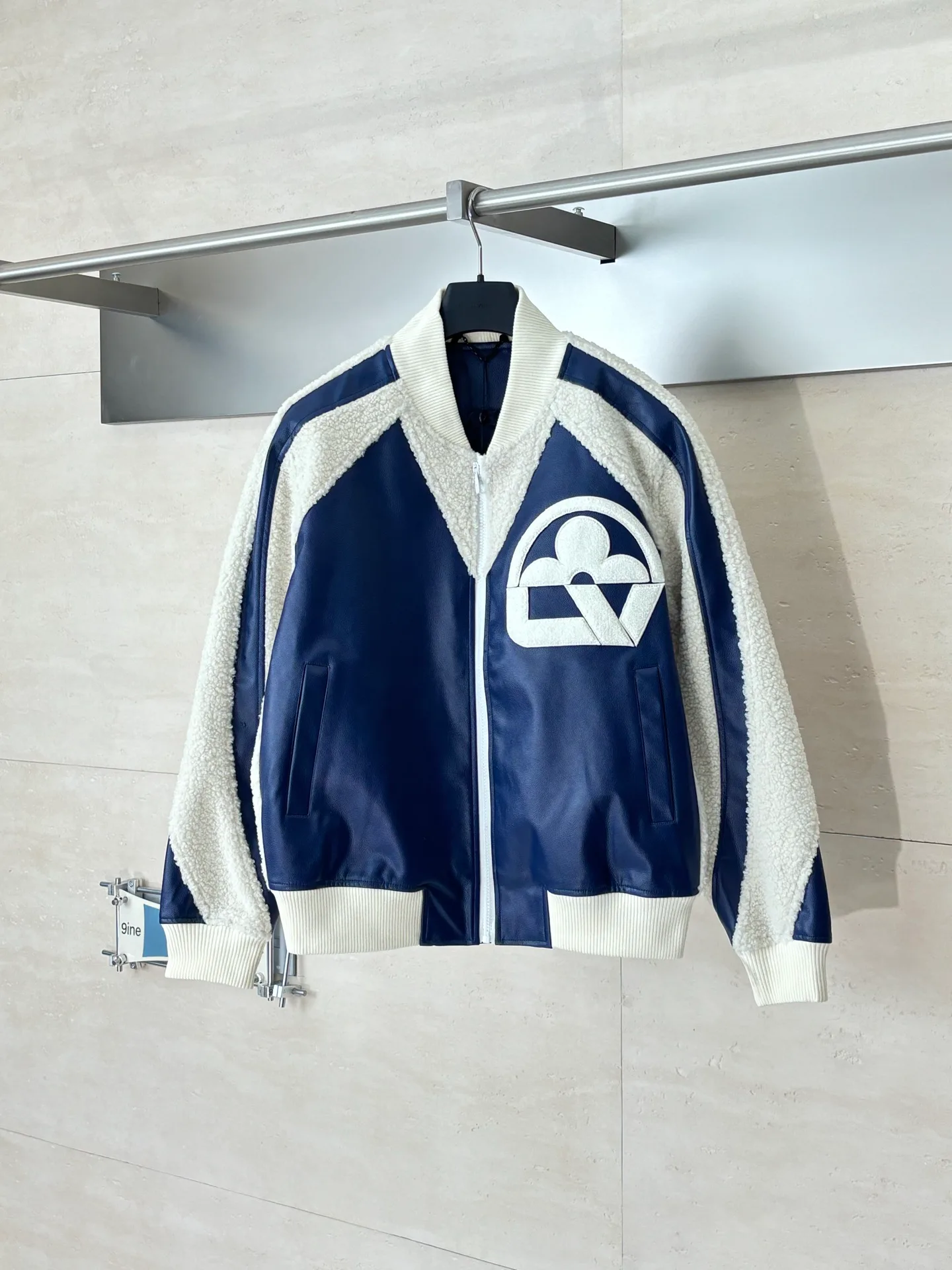 Куртки И Пуховики Мужские Louis Vuitton 514966