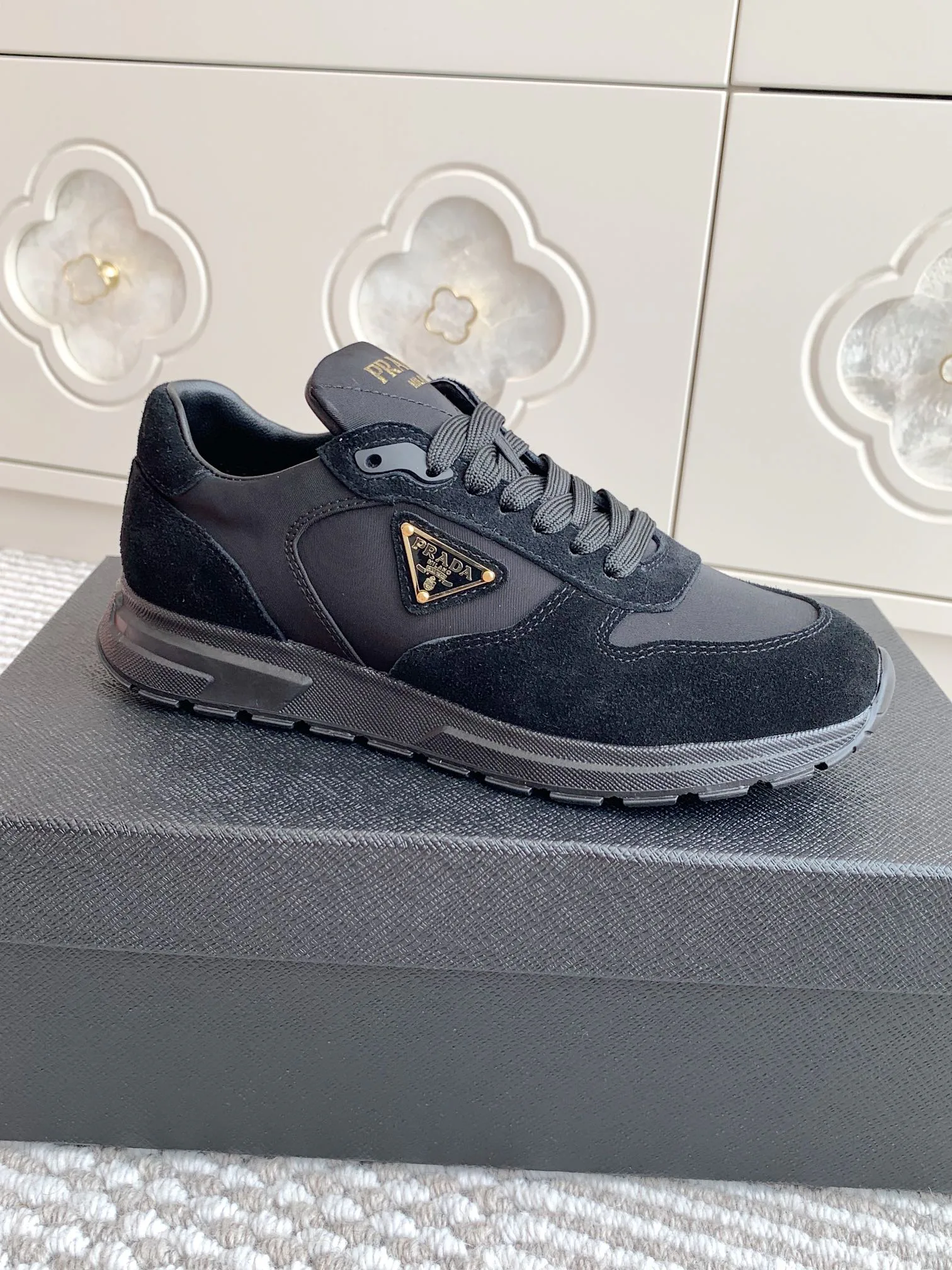 Кроссовки Женские Prada 22835