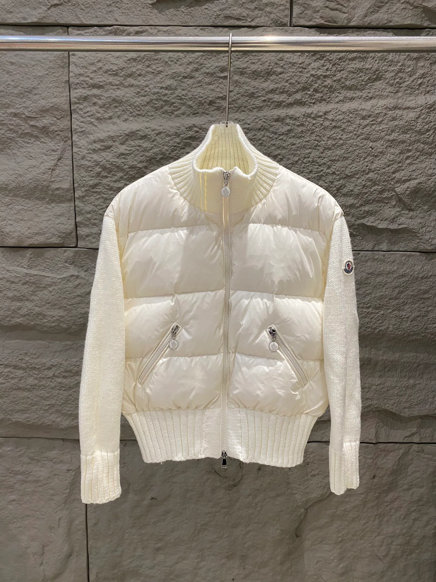 Куртки И Пуховики Женские Moncler 17964607