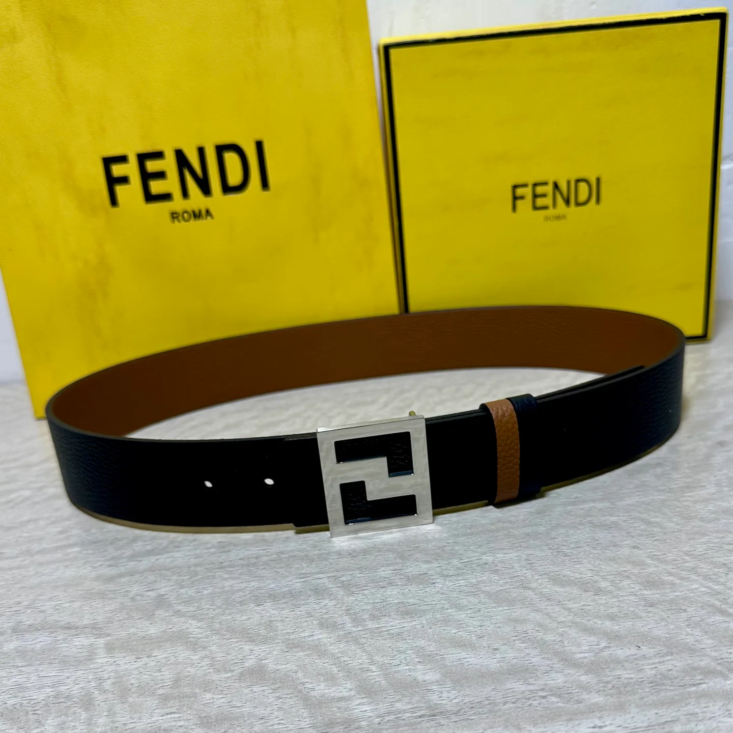 Ремни Fendi 17926196