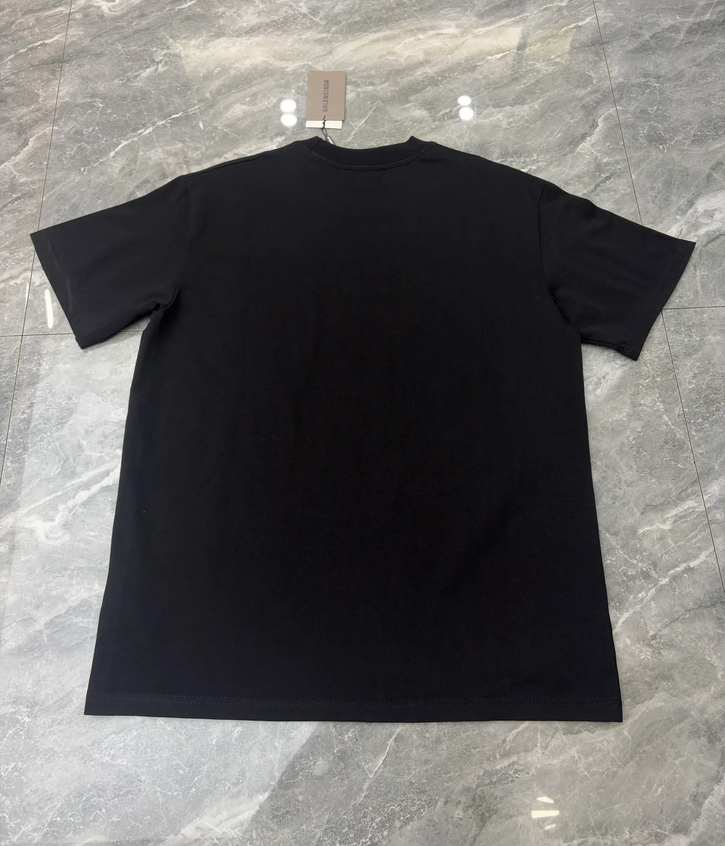 Футболки Женские Balenciaga 11424395