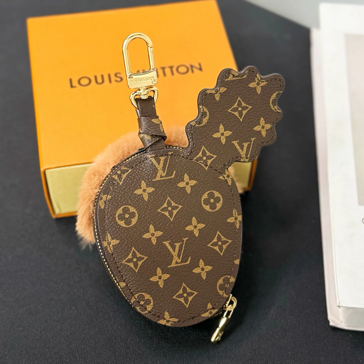 Клатчи Женские Louis Vuitton 13397011