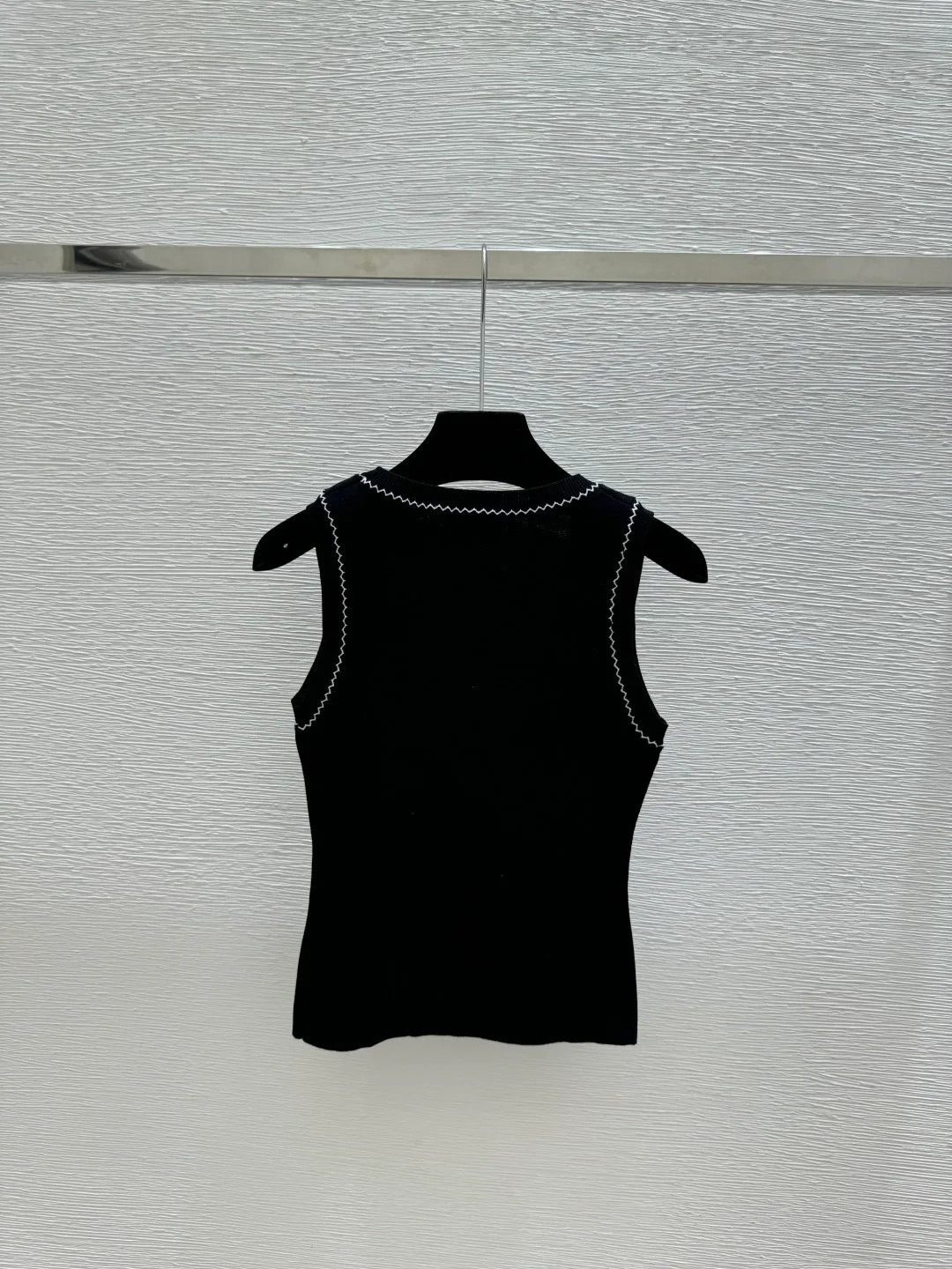 Жилеты Женские Chanel 13072729