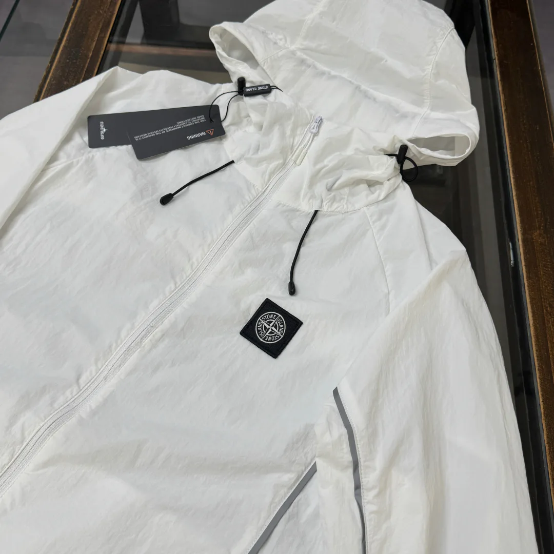 Куртки И Пуховики Мужские Stone Island 17286071