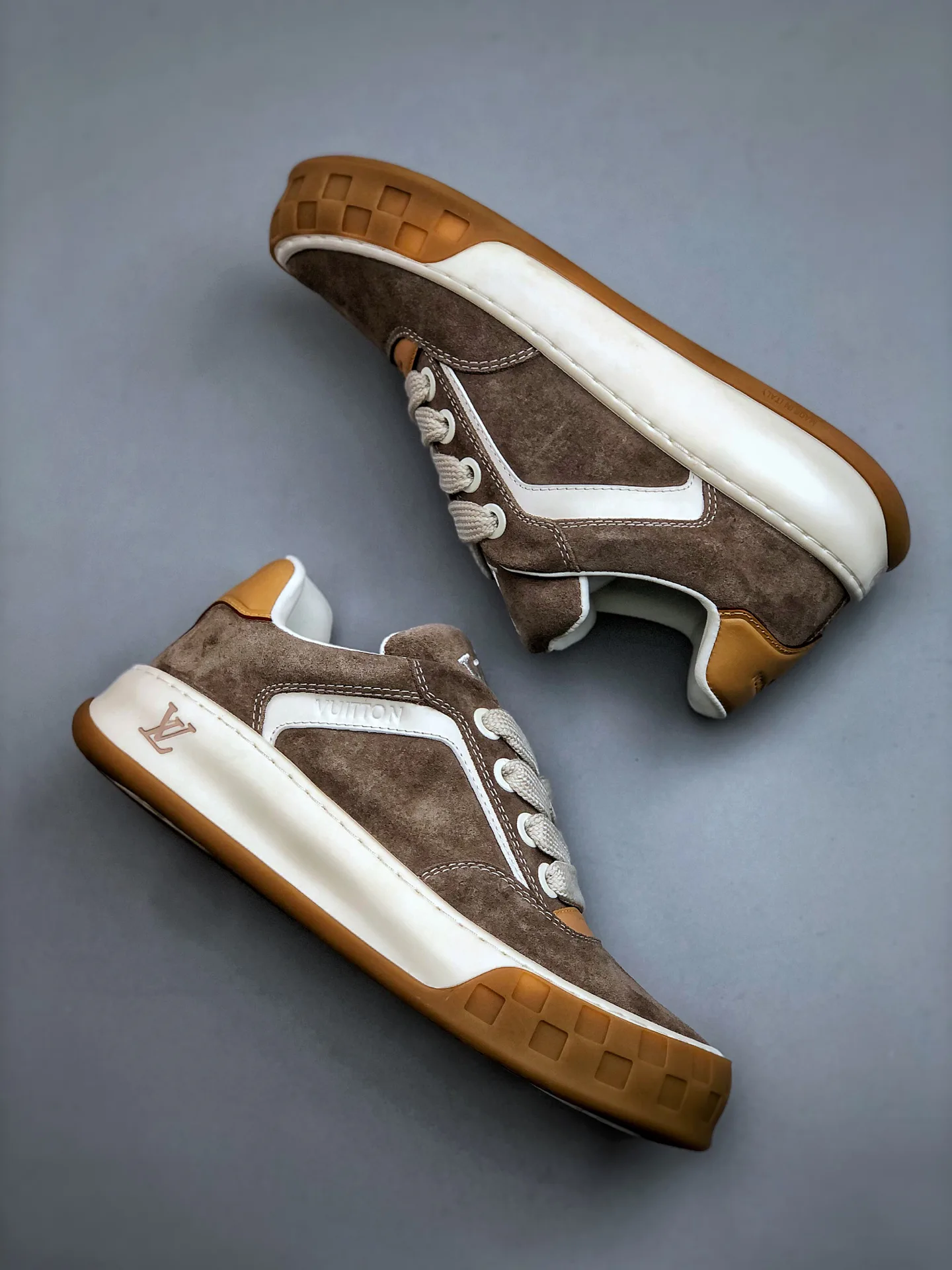 Кроссовки Мужские Louis Vuitton 4705709