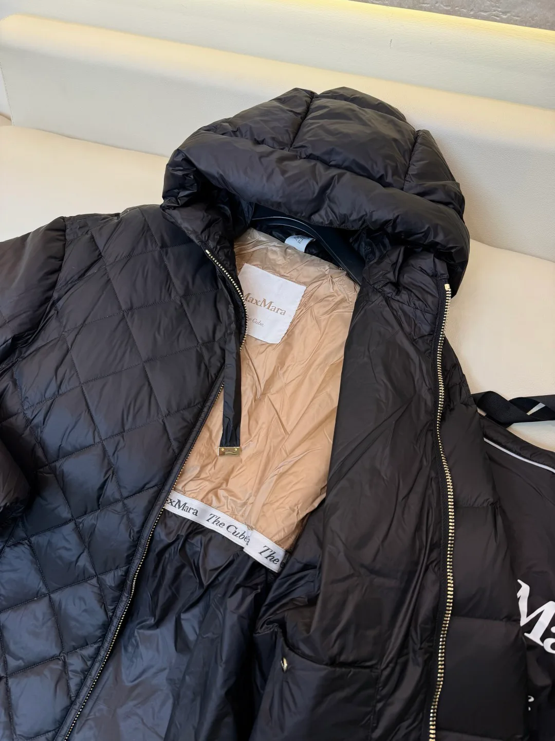 Куртки И Пуховики Женские Max Mara 18015514