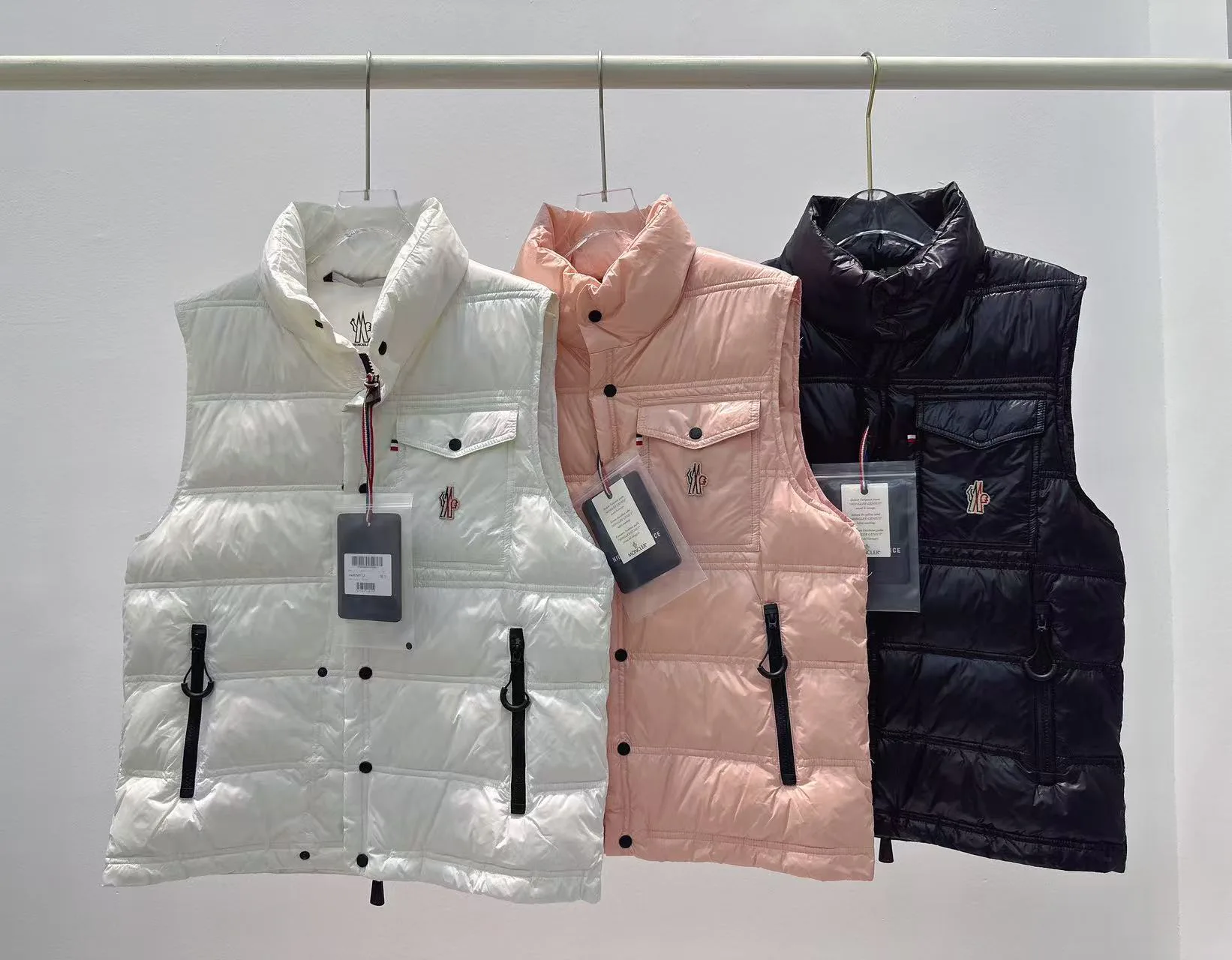 Жилеты Женские Moncler 19092545