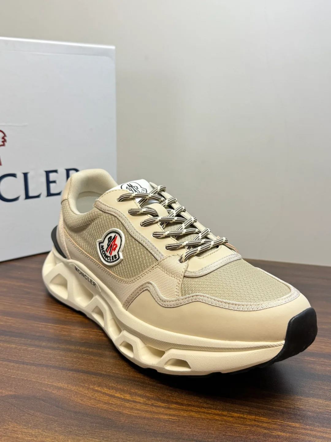 Кроссовки Мужские Moncler 19423219