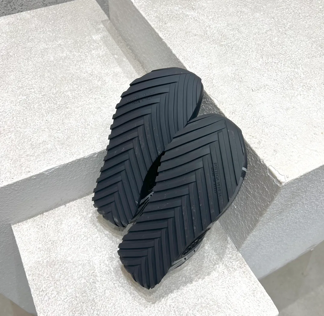 Кроссовки Женские Bottega Veneta 11565954