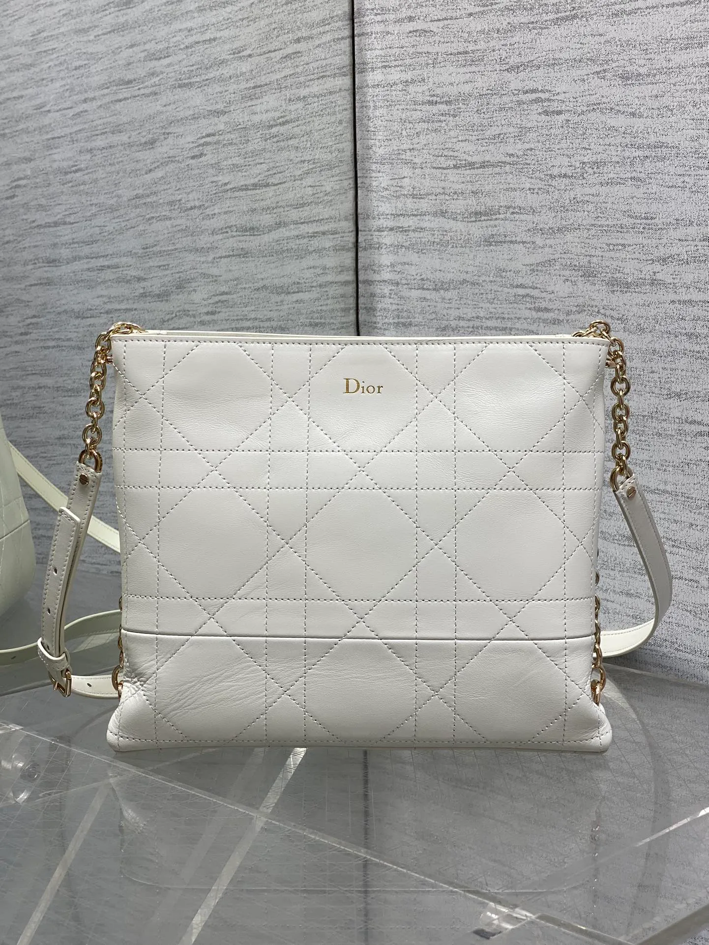 Классические Сумки Женские Christian Dior 12817840