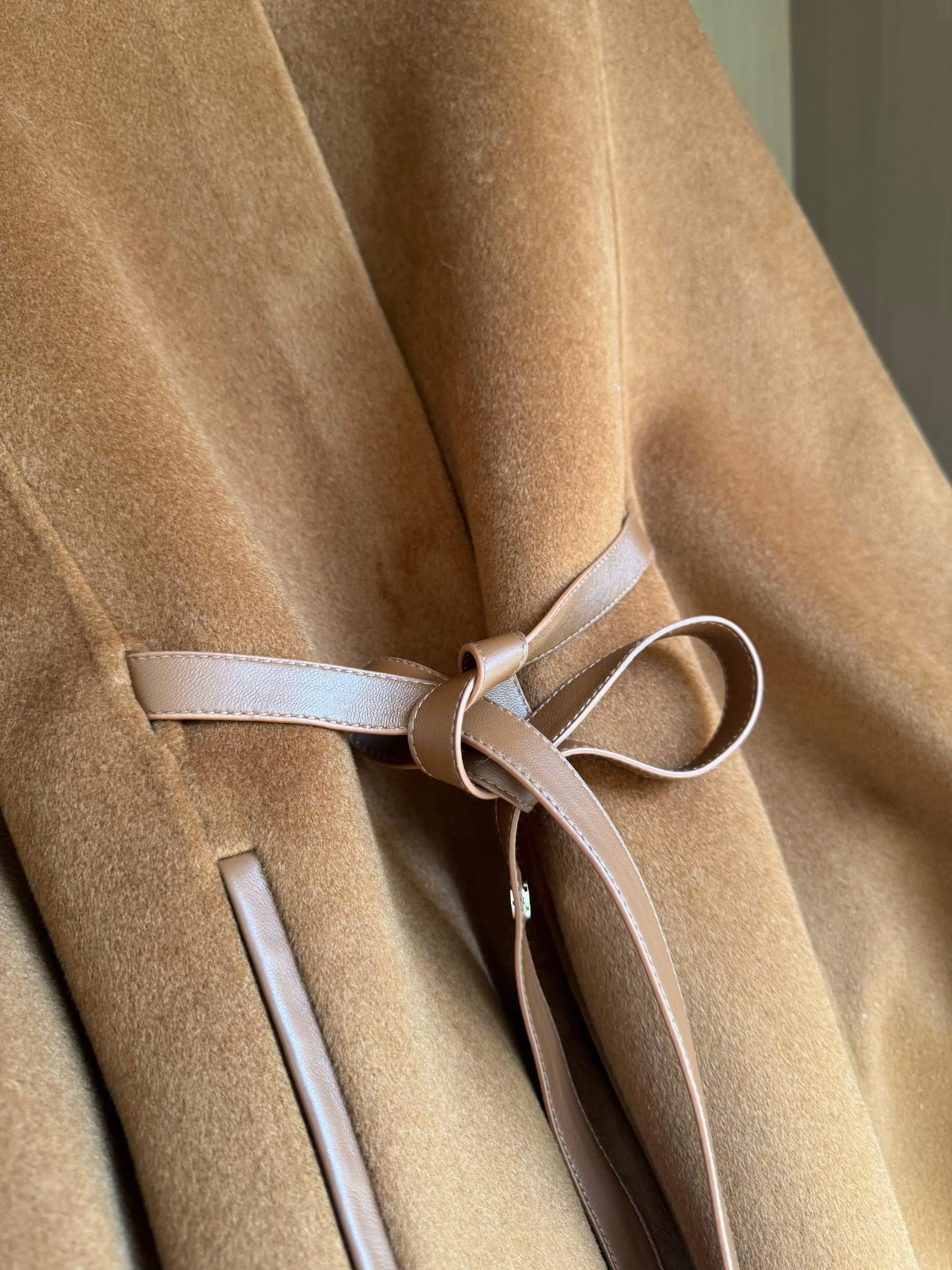 Пальто Женские Loro Piana 18562719