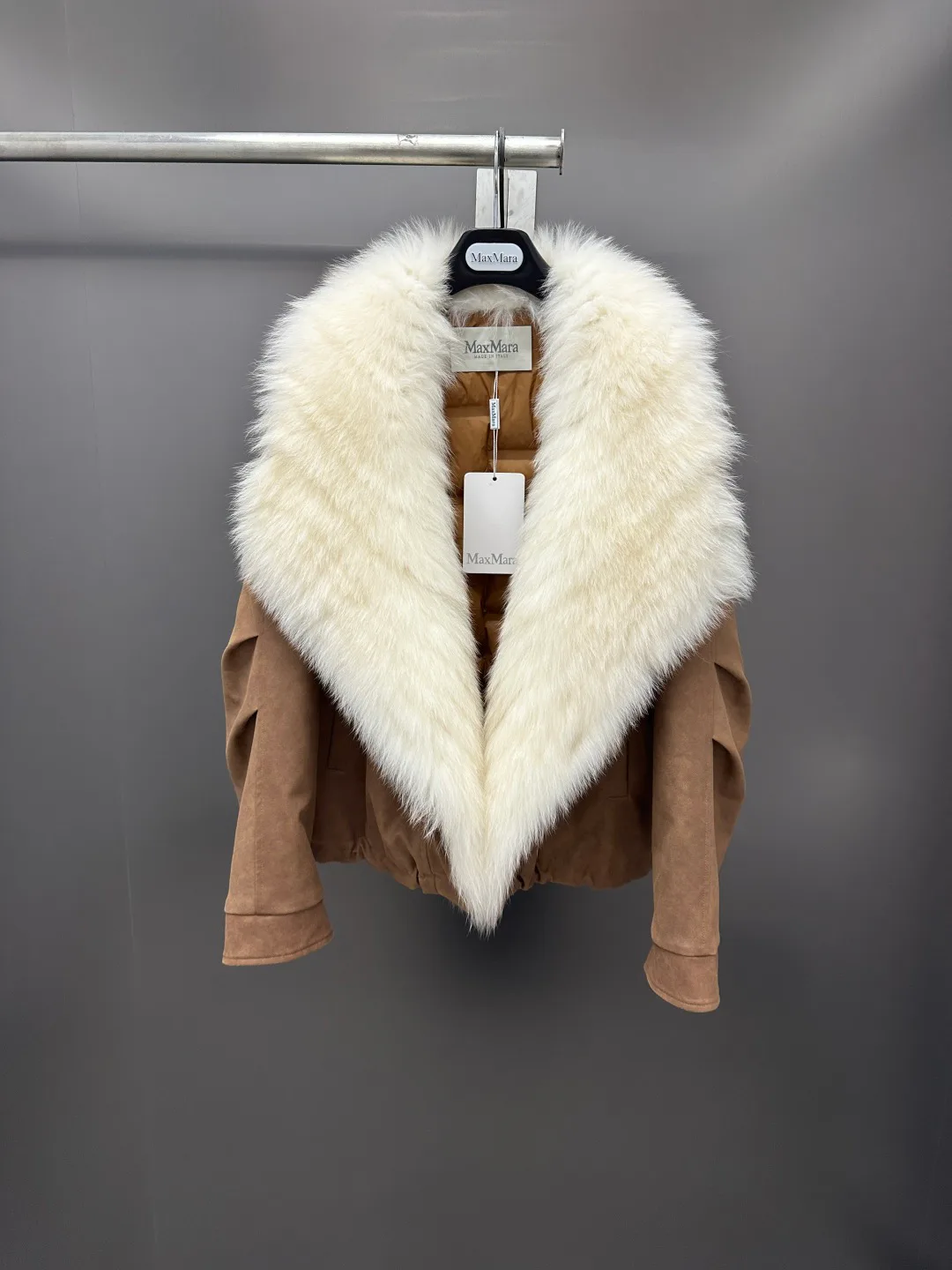 Куртки И Пуховики Женские Max Mara 18902733