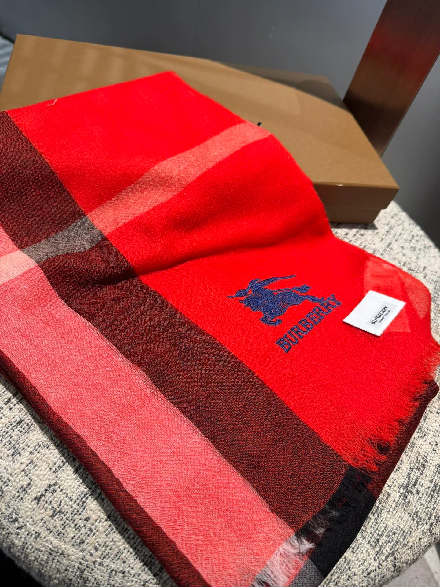 Шарфы Burberry 538422