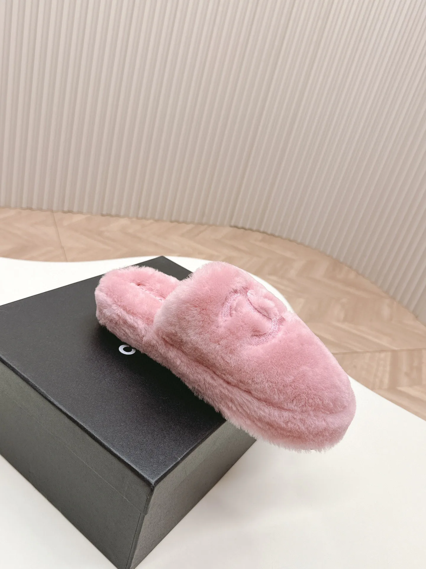 Тапочки Женские Chanel 101099