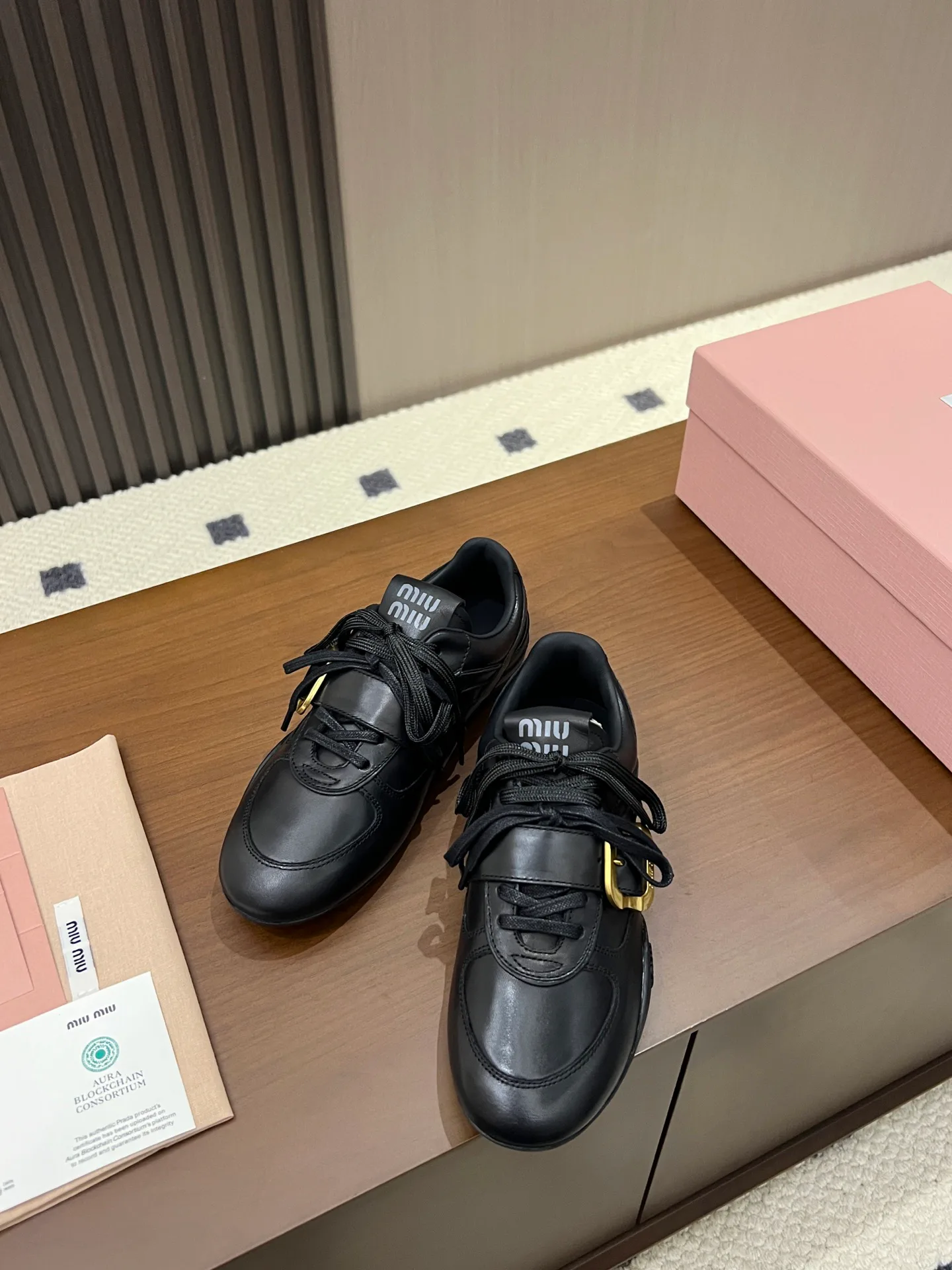 Кроссовки Женские Miu Miu 17968595