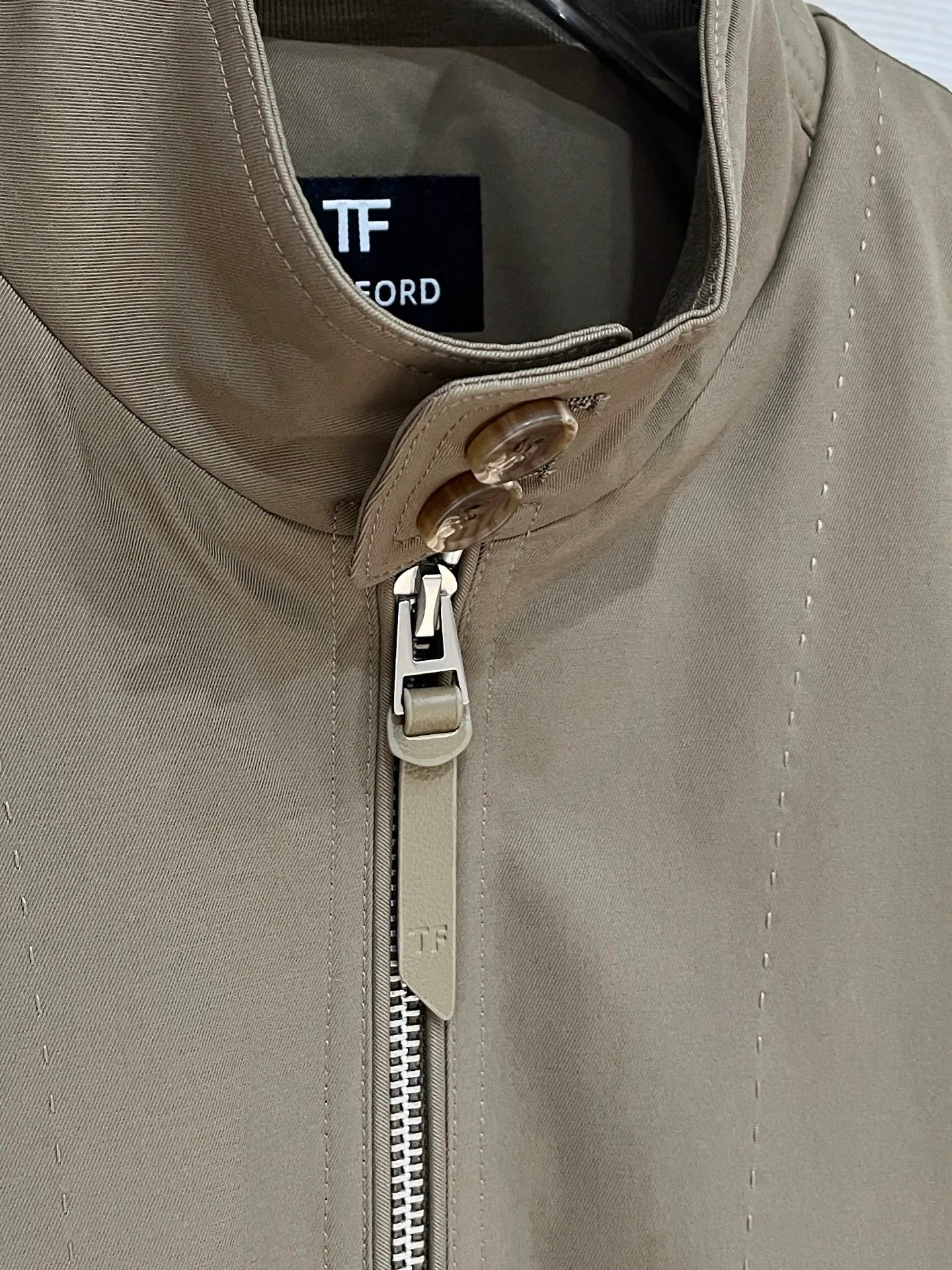 Пуховики Женские Tom Ford 243830