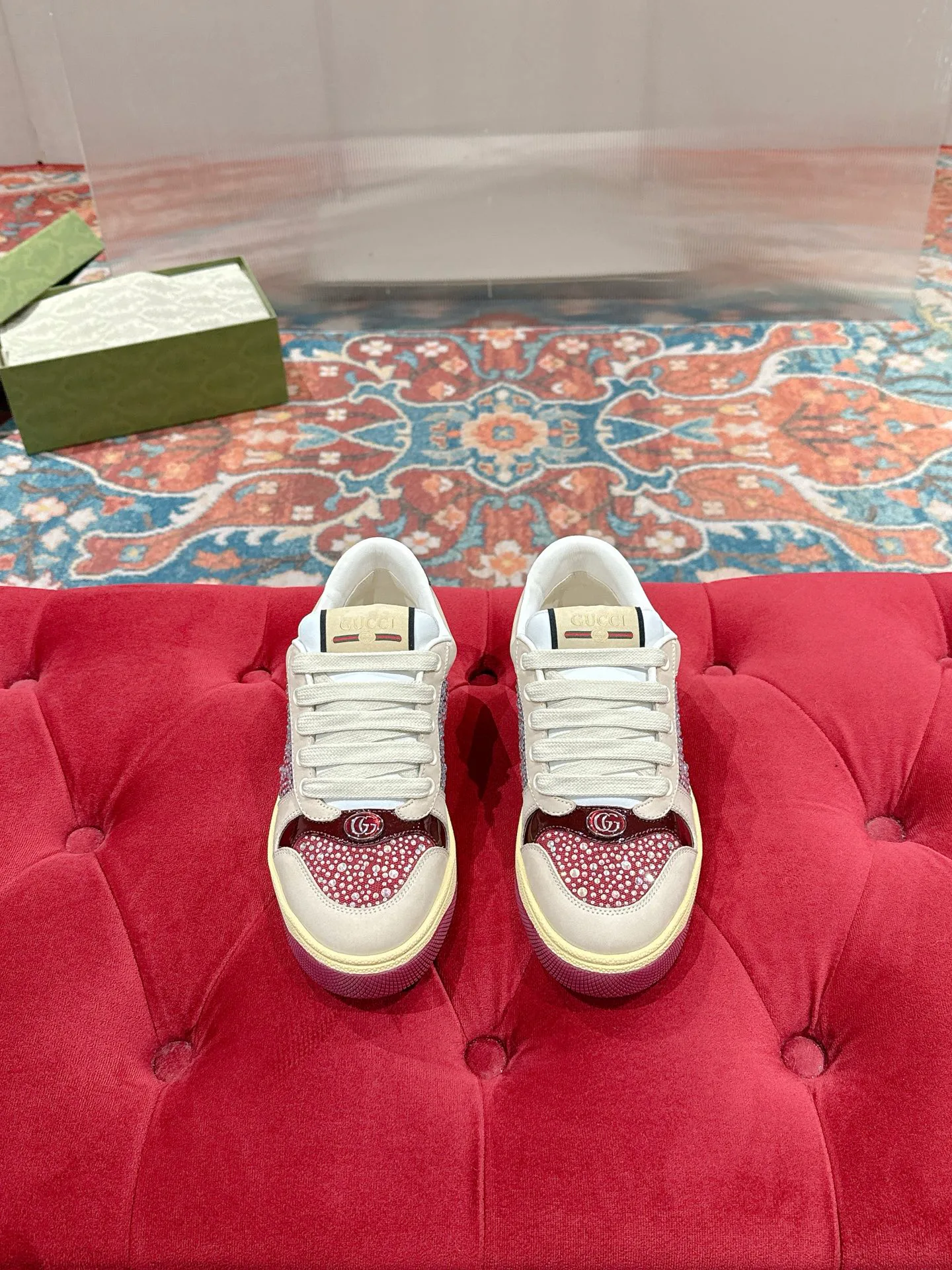 Кроссовки Женские Gucci 17956636