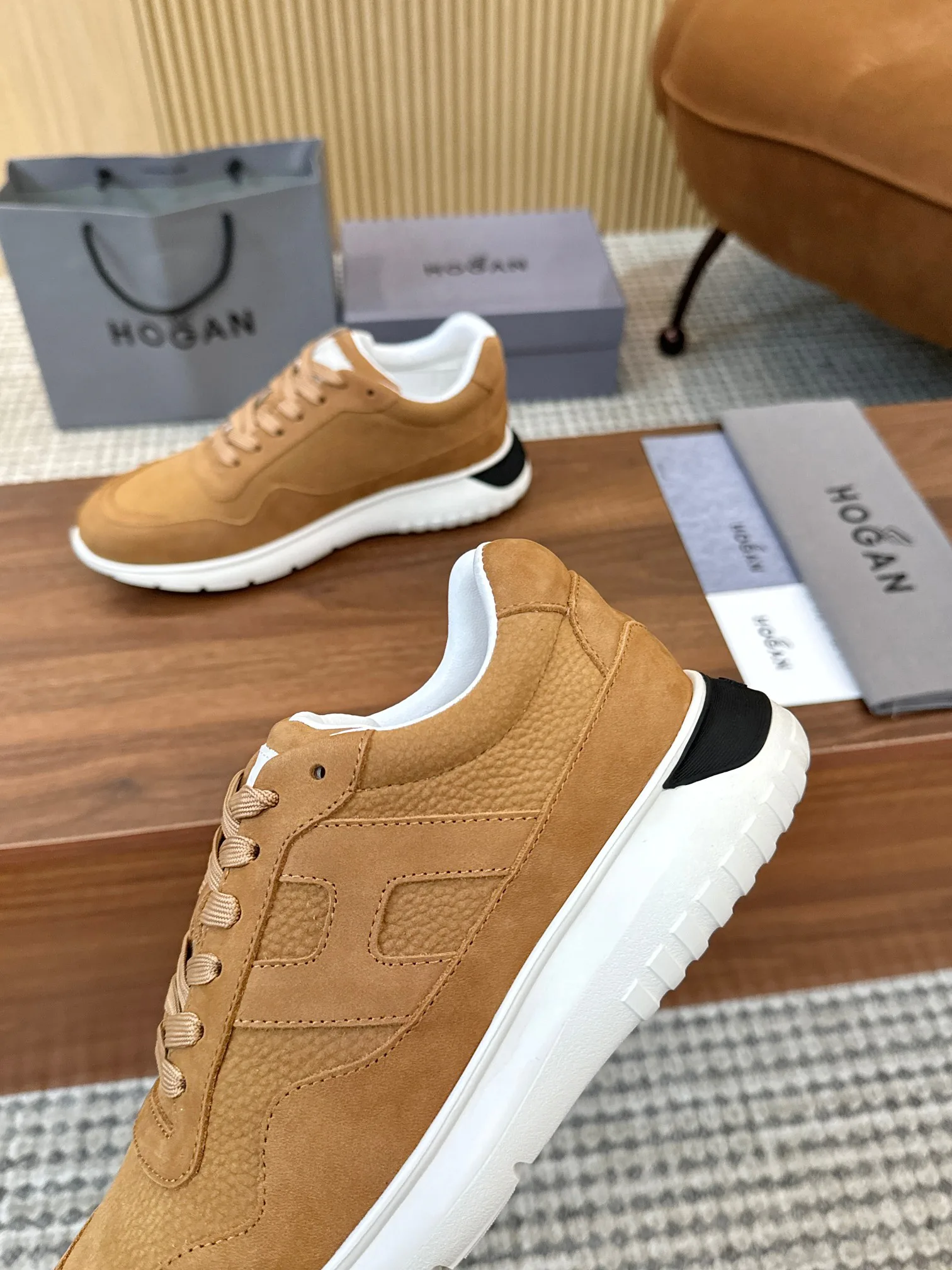 Кроссовки Женские Hogan 12835351