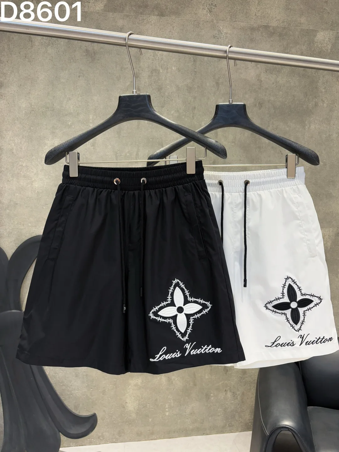 Шорты Мужские Louis Vuitton 10511830