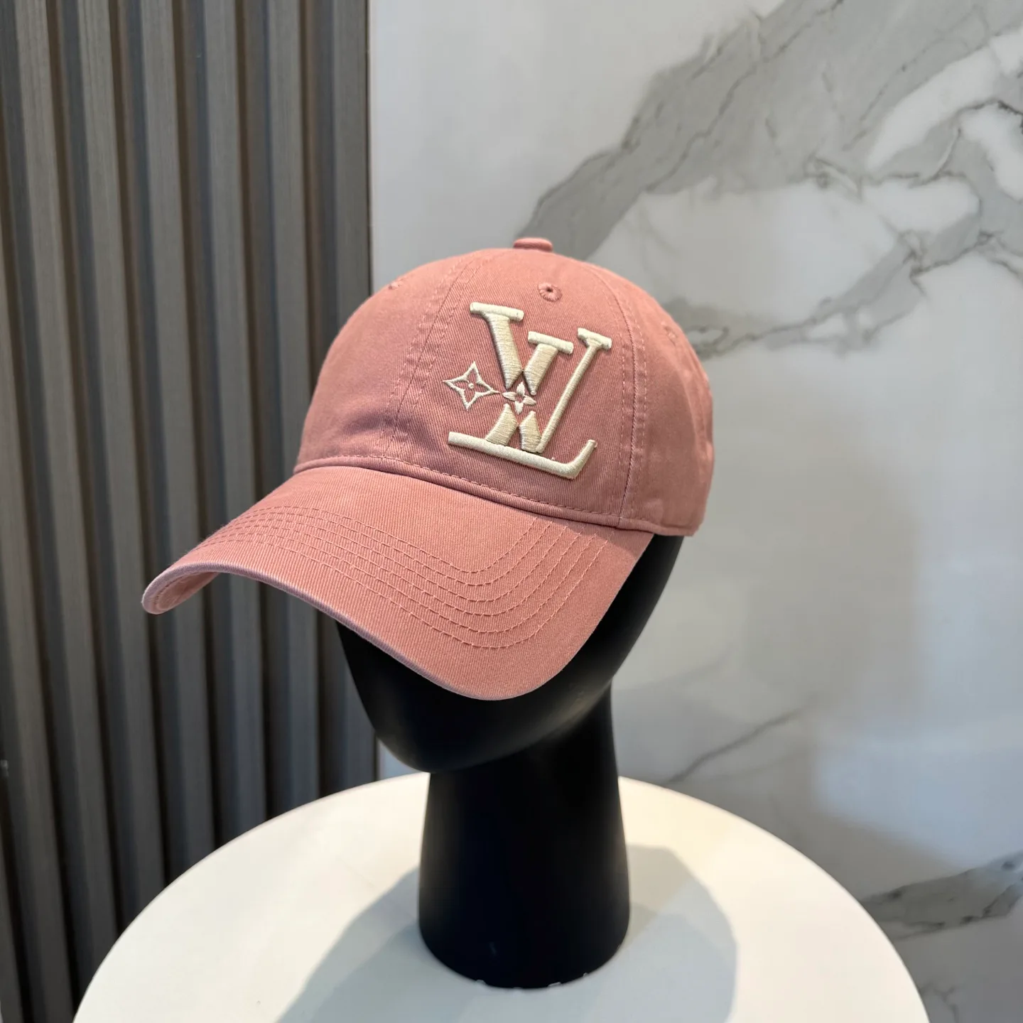 Головные Уборы Louis Vuitton 288462