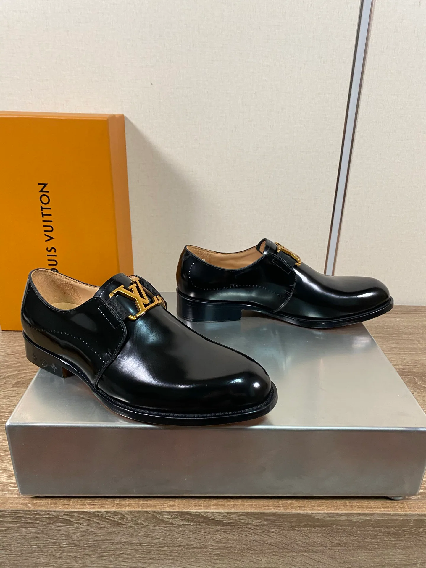 Лоферы И Туфли Мужские Louis Vuitton 18078690