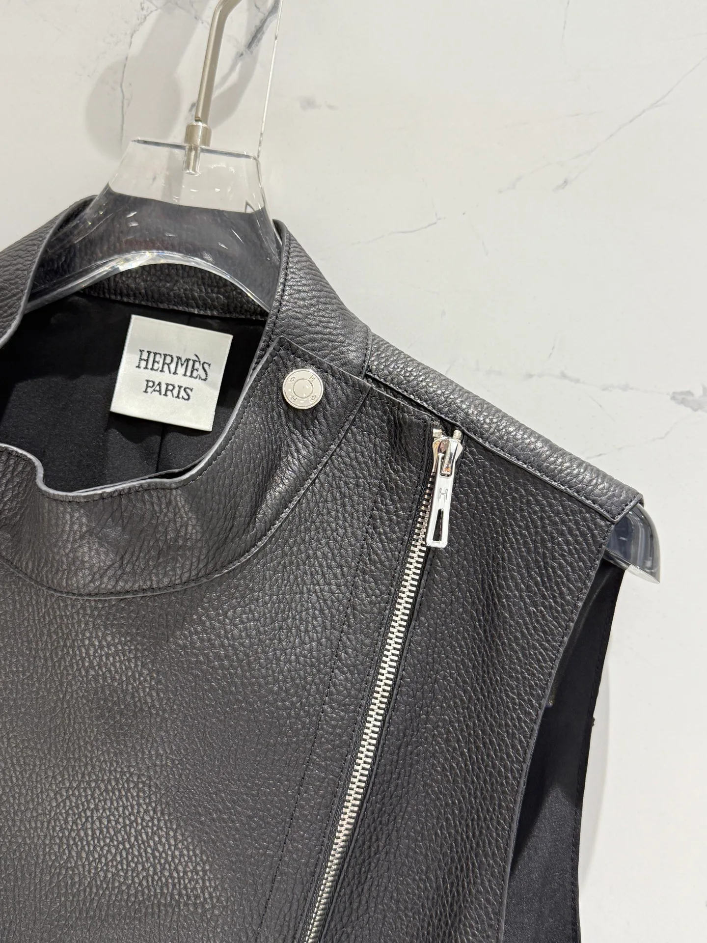 Жилеты Женские Hermes 11700510