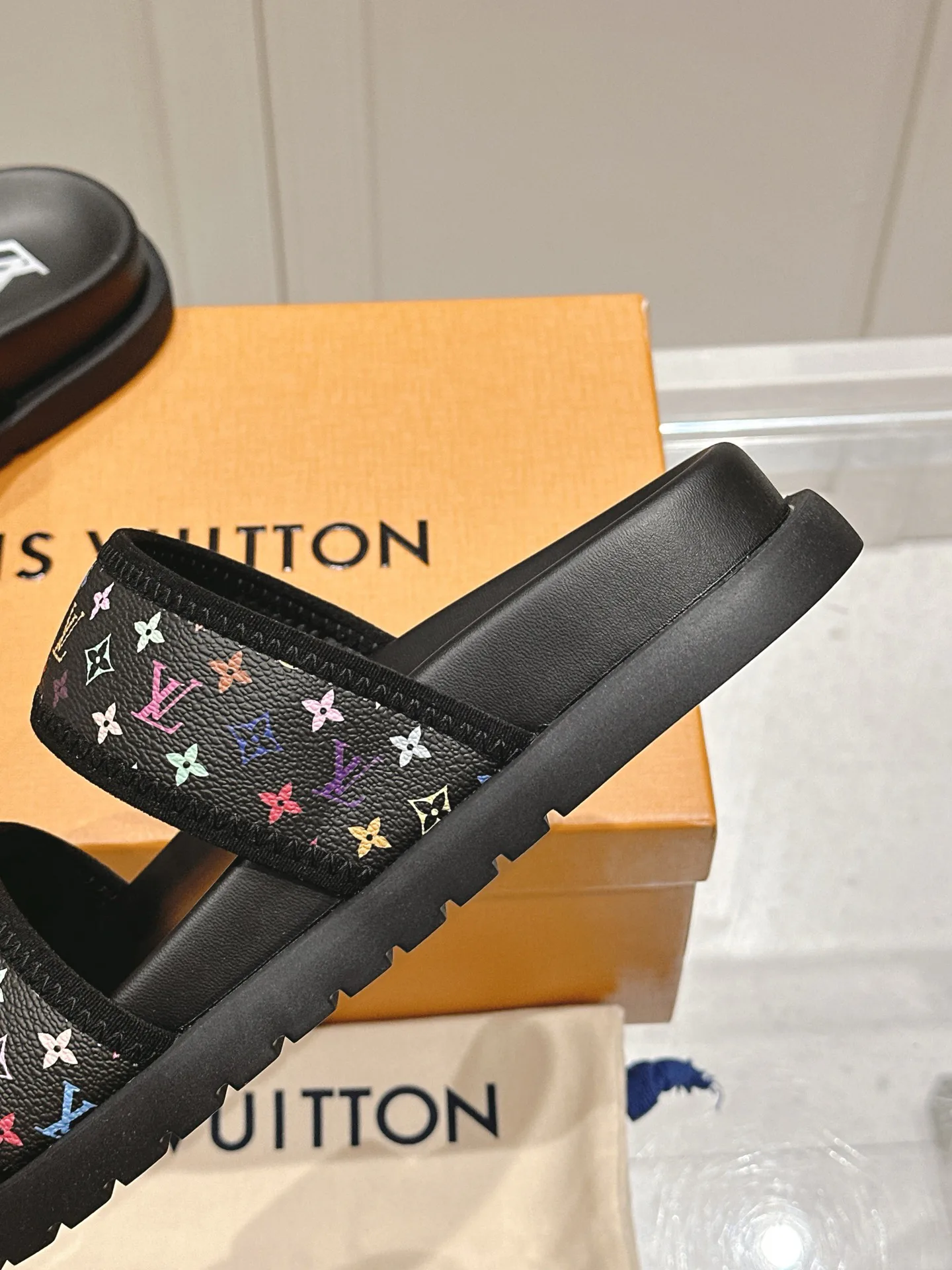 Шлепанцы Мужские Louis Vuitton 35767