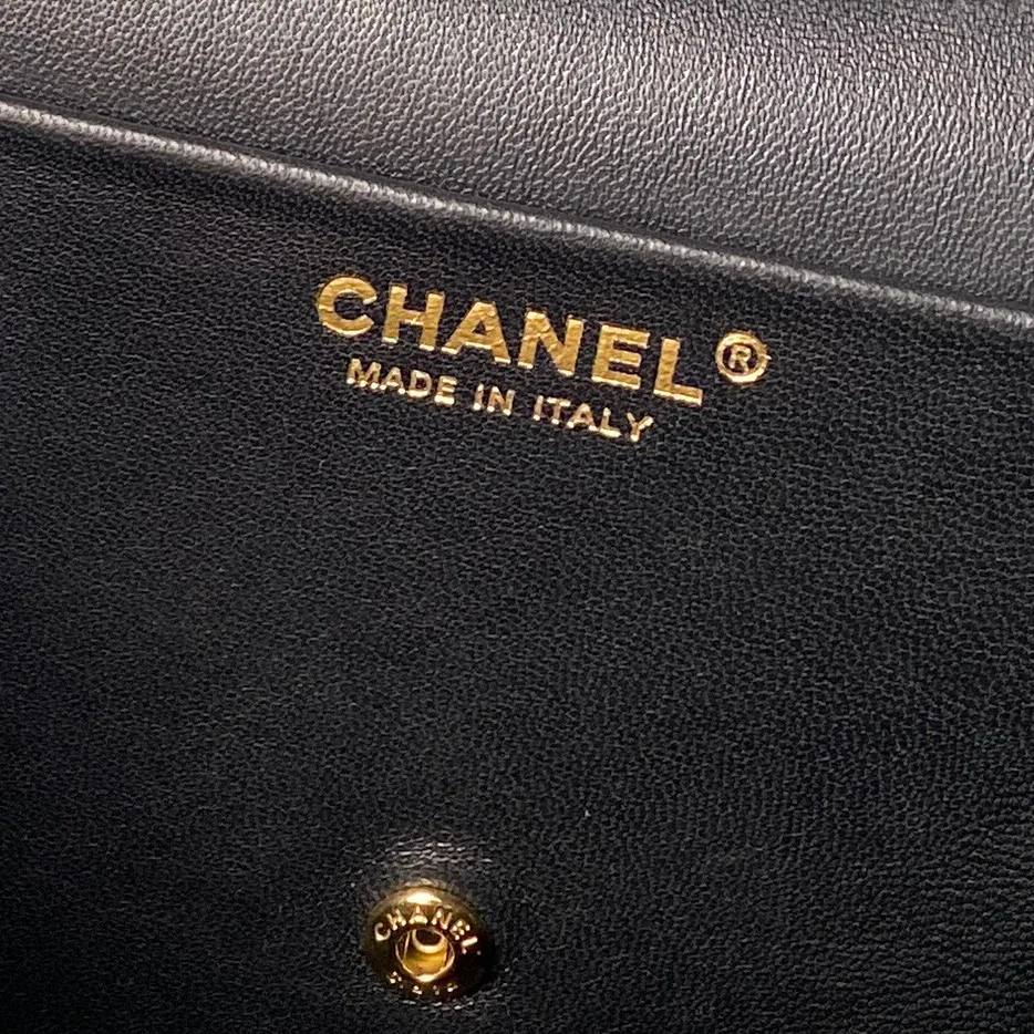 Классические Сумки Женские Chanel 18207969