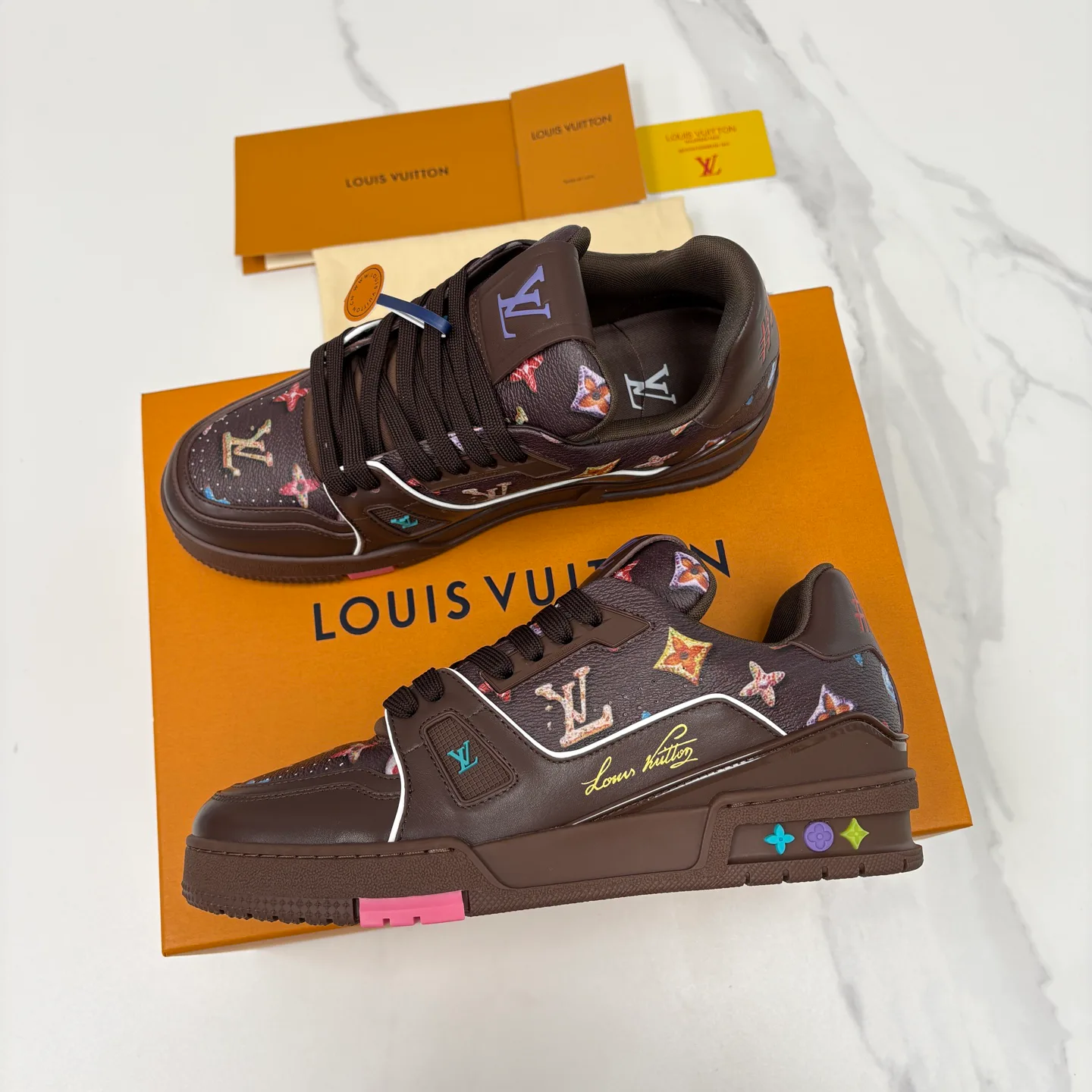 Кроссовки Женские Louis Vuitton 13140843