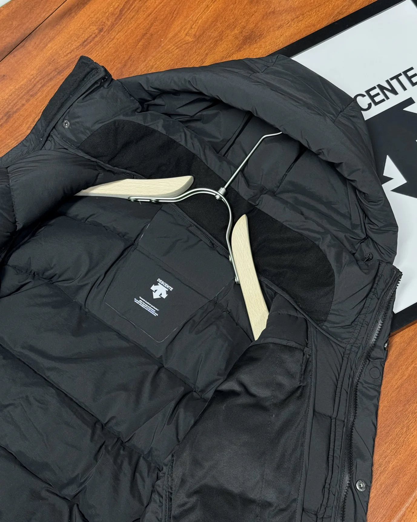 Куртки И Пуховики Женские Descente 19926668