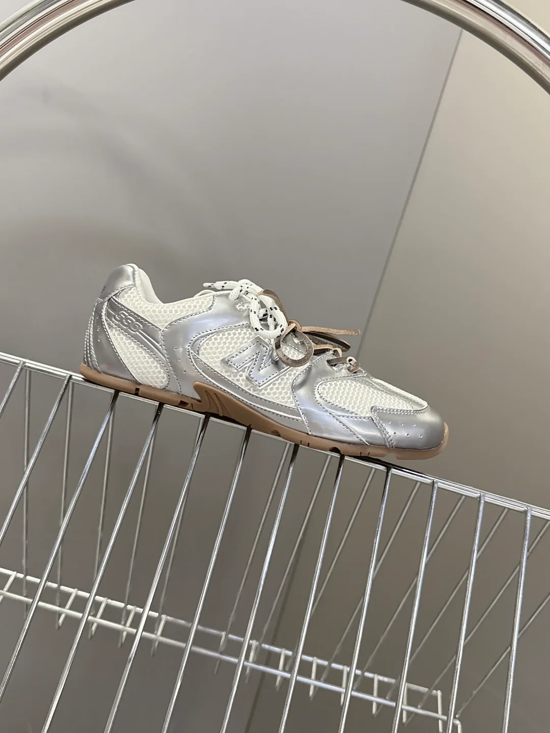 Кроссовки Женские Miu Miu 13454785
