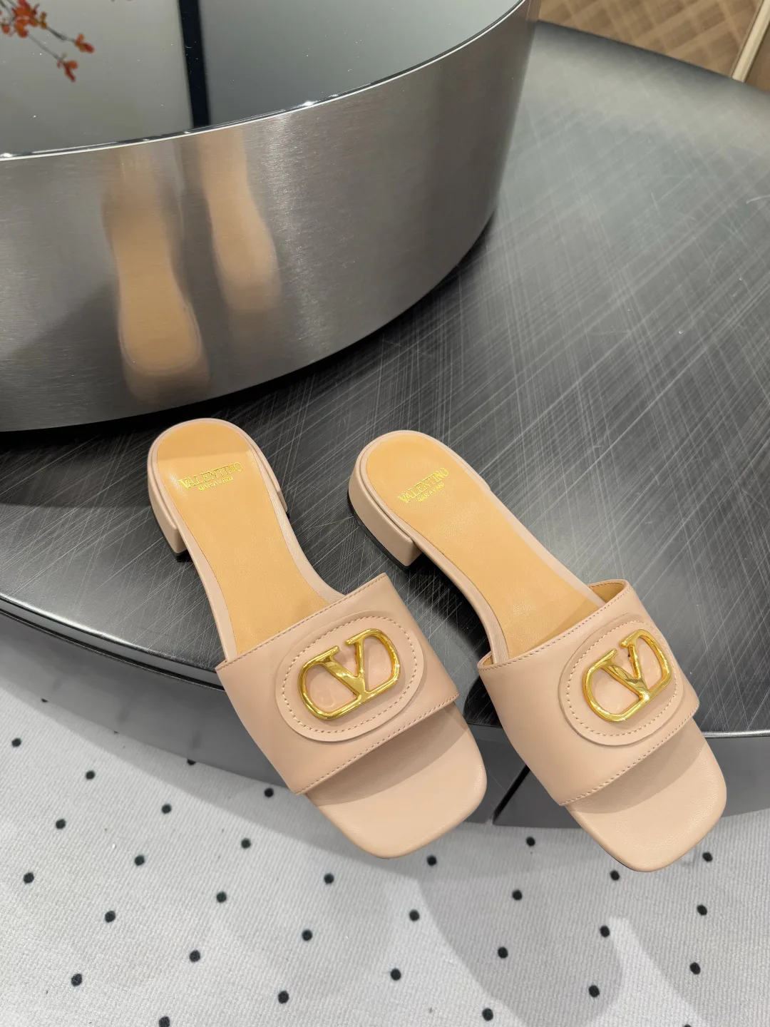 Шлепанцы Женские Valentino 32448