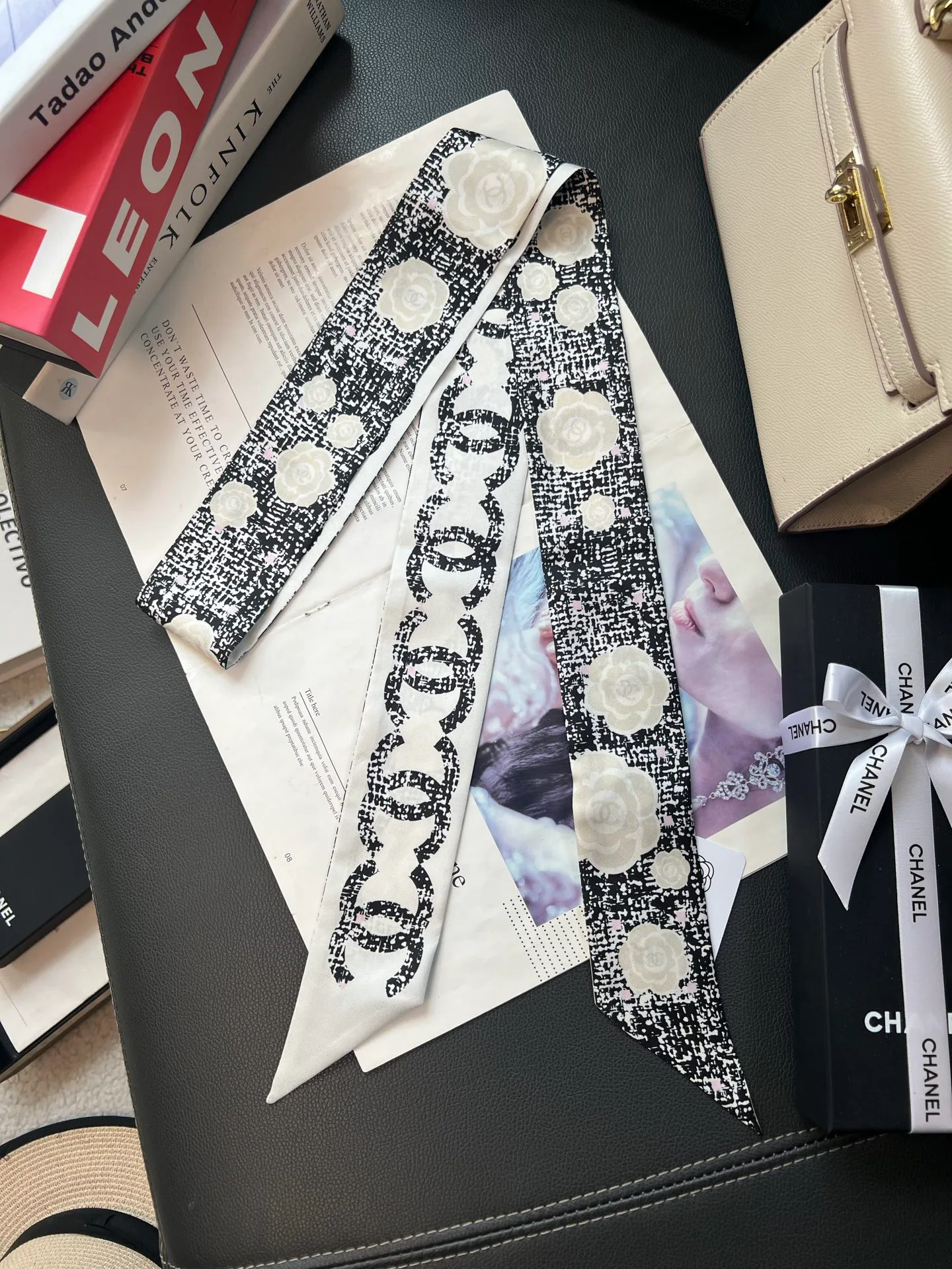 Платки Chanel 18675562
