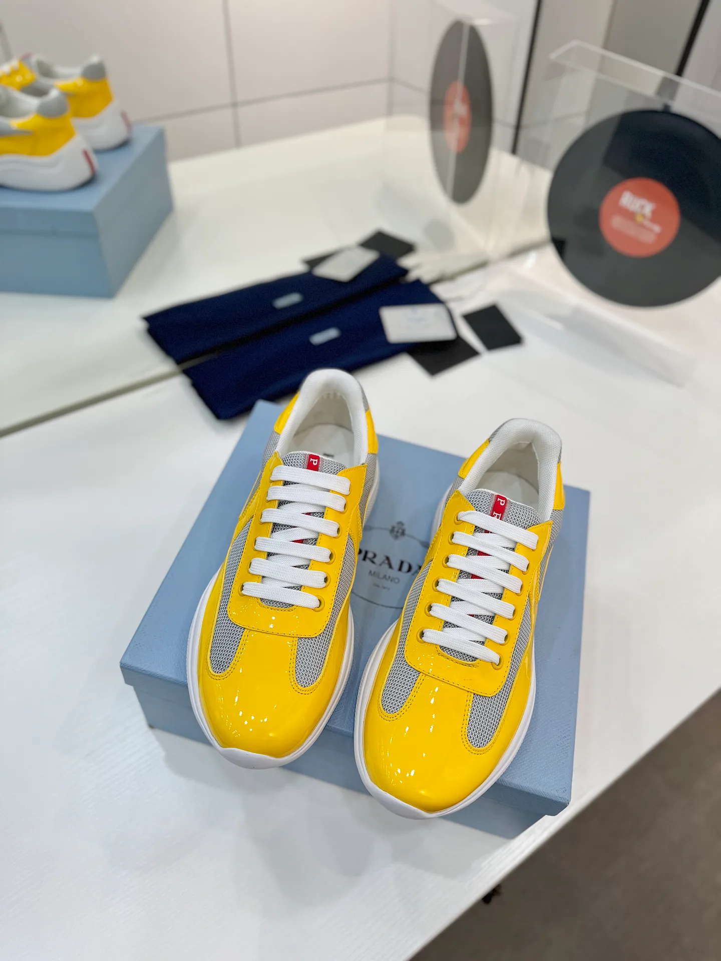 Кроссовки Женские Prada 2019171