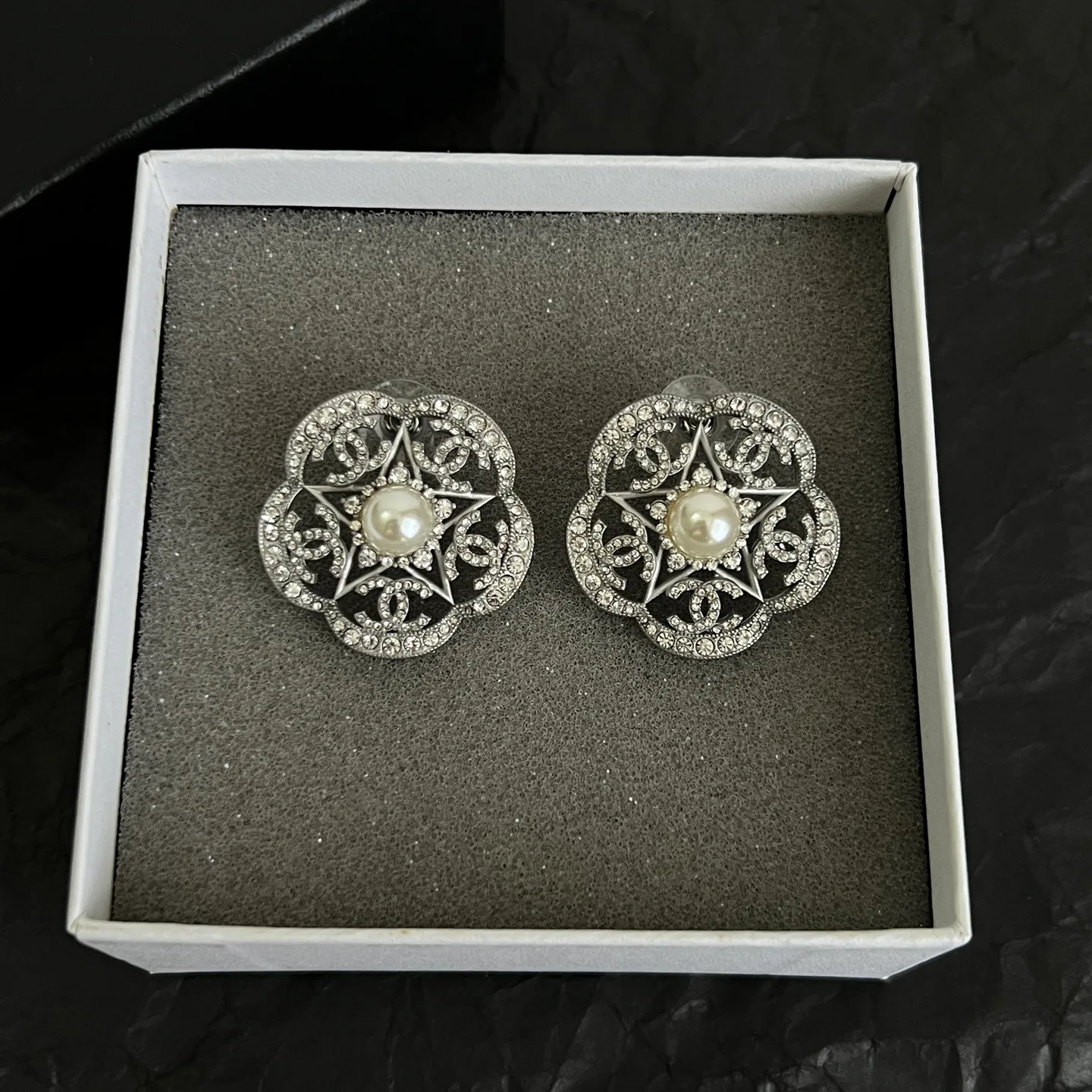 Бижутерия Chanel 16864388