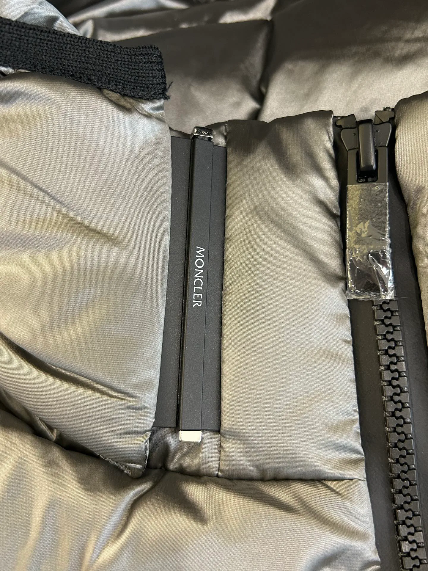 Жилеты Женские Moncler 18723329
