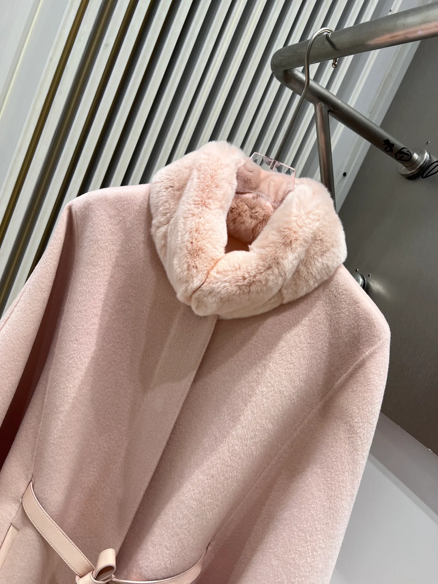 Пальто Женские Loro Piana 18513162