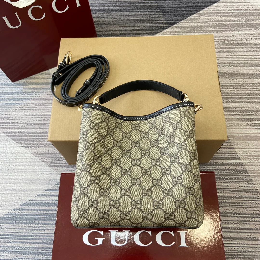 Классические Сумки Женские Gucci 11872188