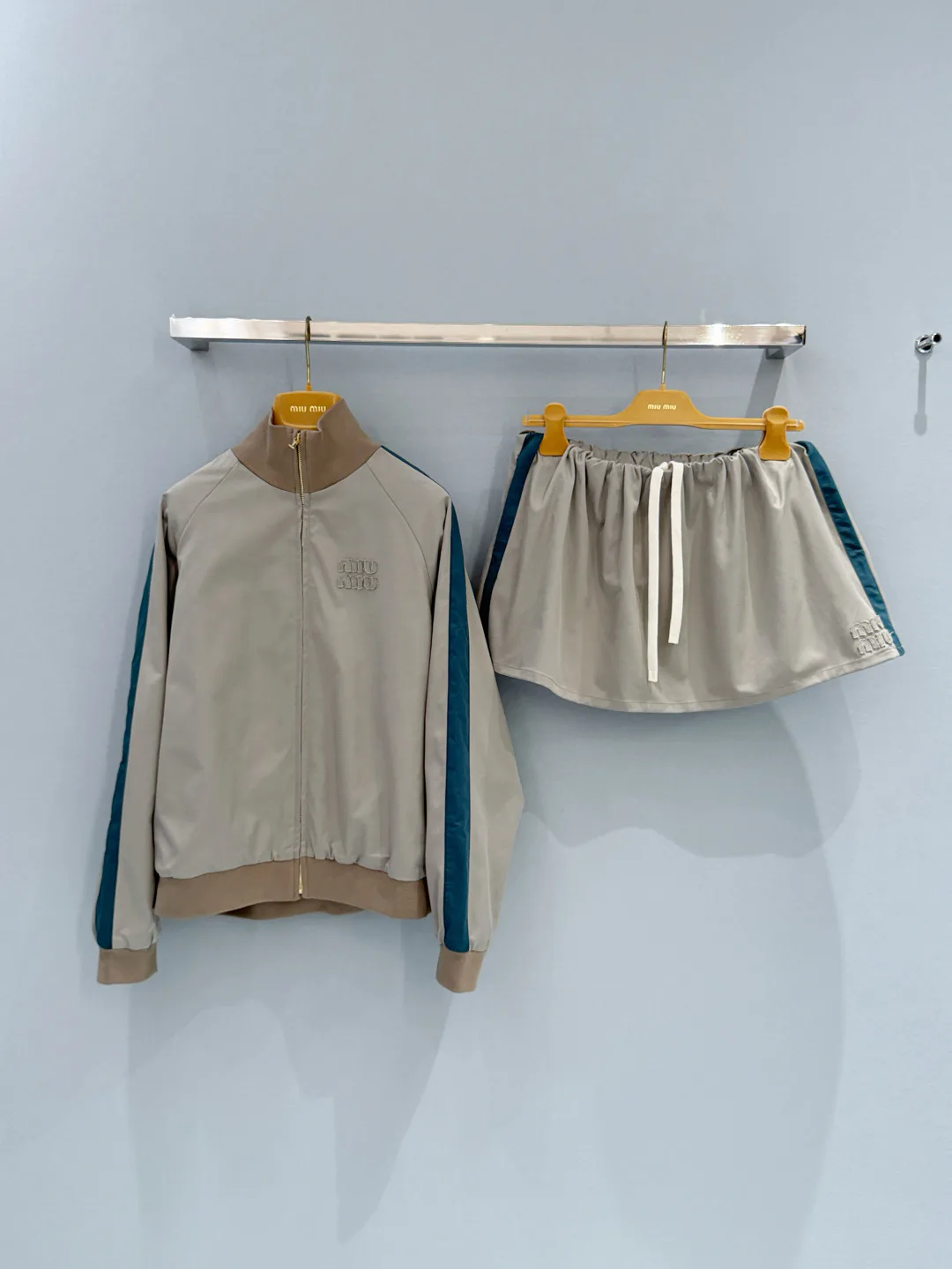 Костюмы Женские Miu Miu 11682435