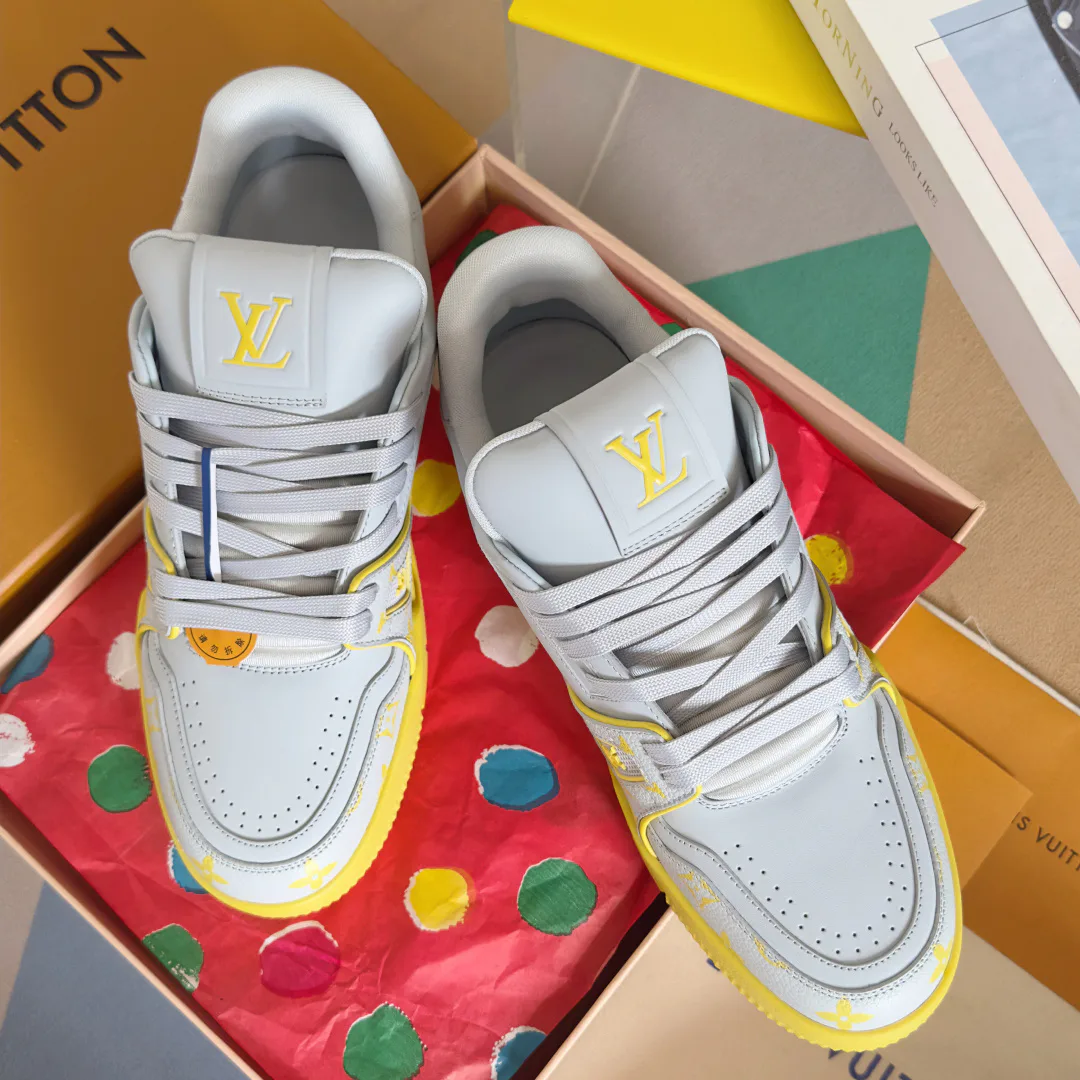 Кроссовки Мужские Louis Vuitton 17483775