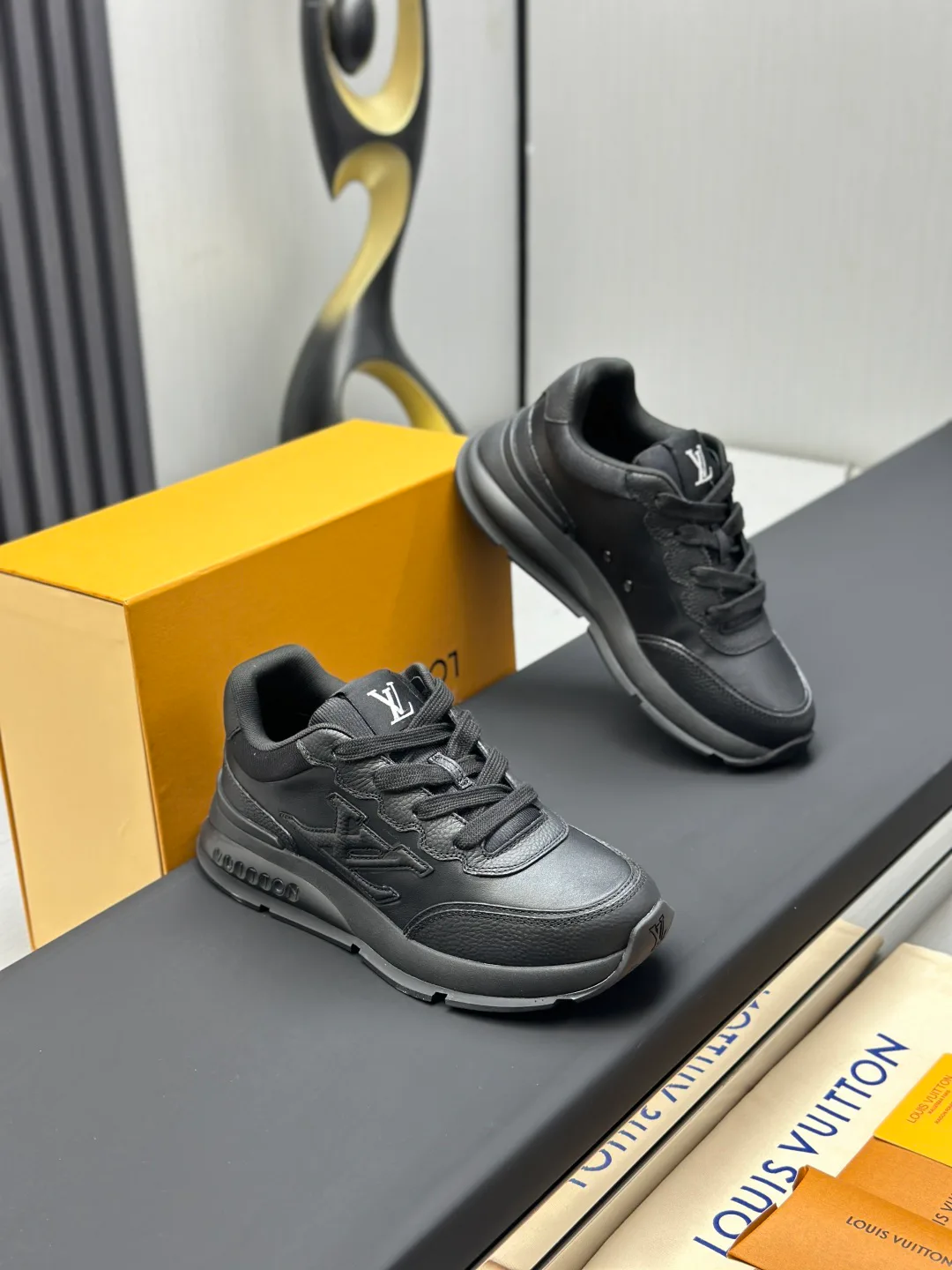 Кроссовки Мужские Louis Vuitton 11161987
