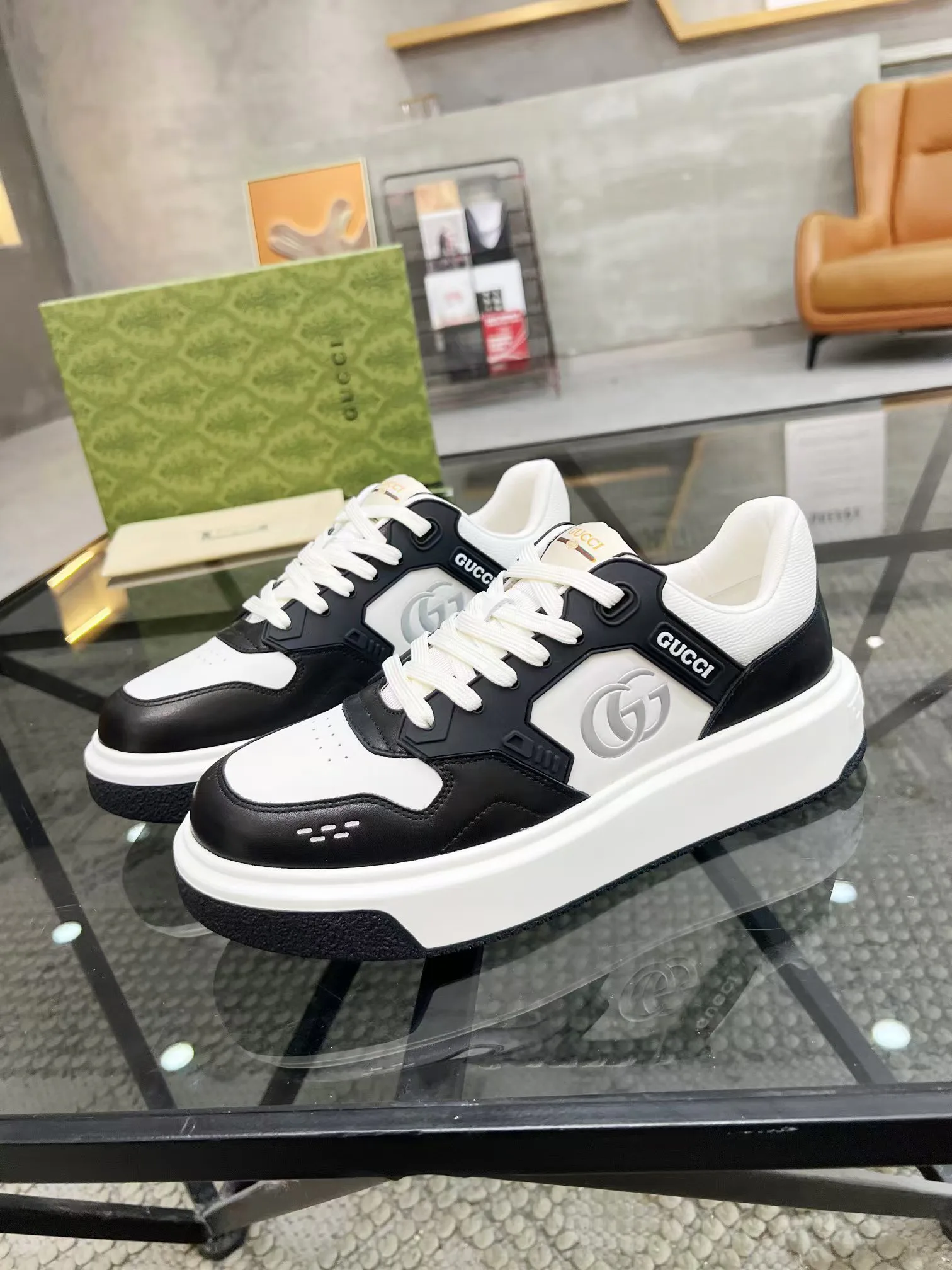 Кроссовки Мужские Gucci 17955498