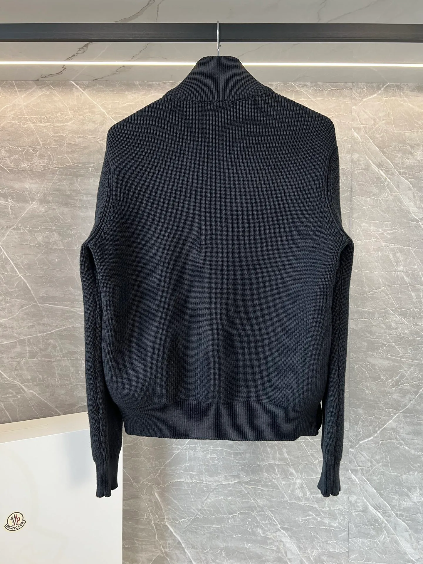 Куртки И Пуховики Женские Moncler 18599800