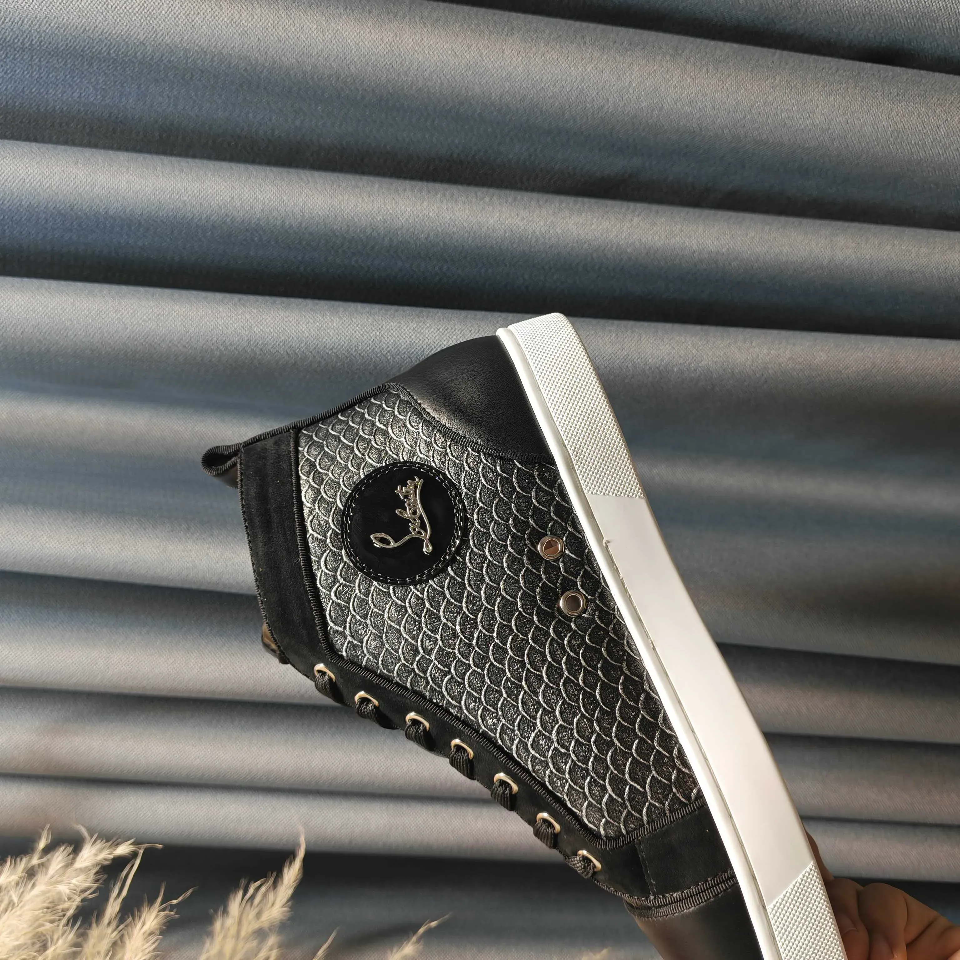 Кеды Женские Christian Louboutin 3958084