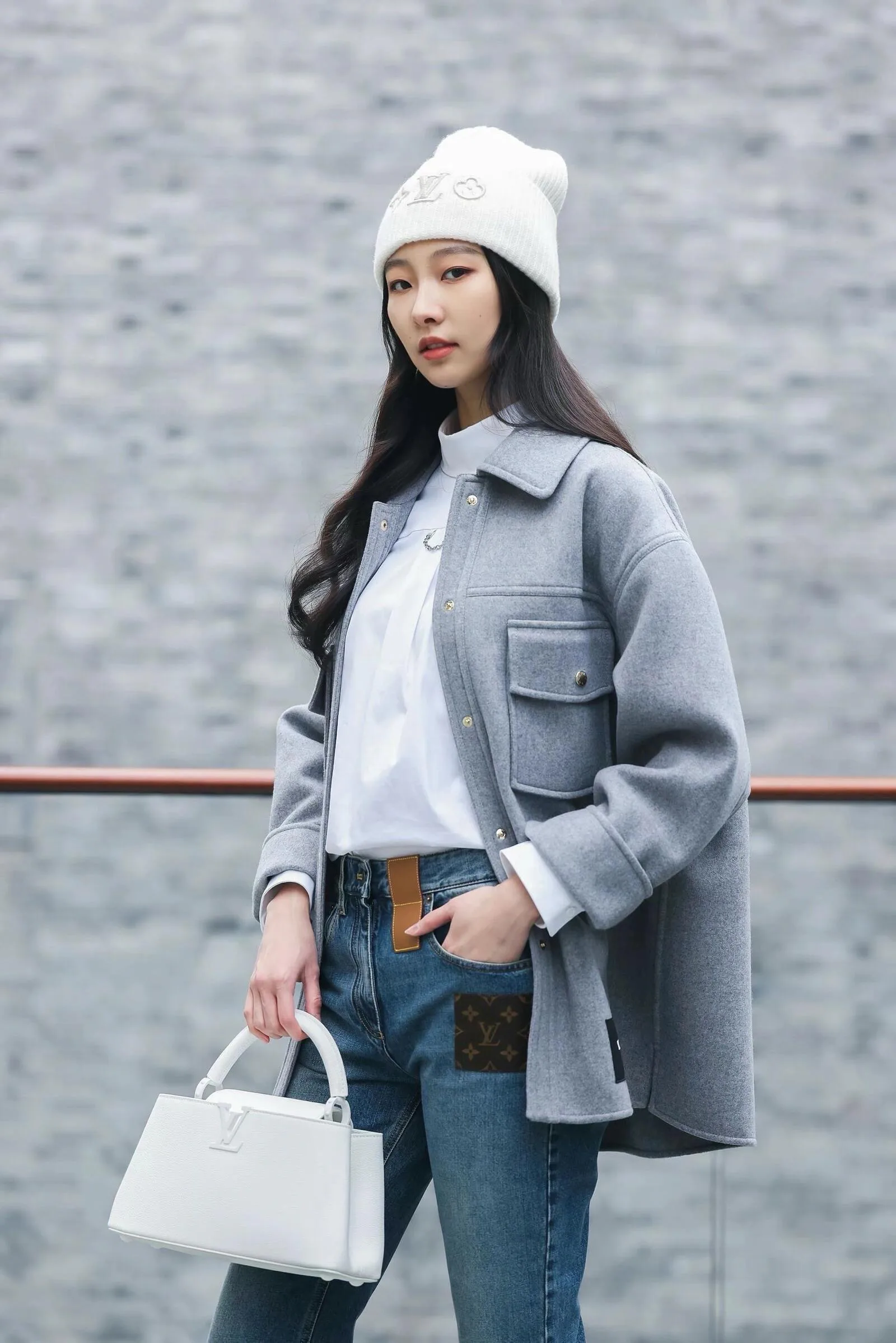 Куртки И Пуховики Женские Louis Vuitton 96748